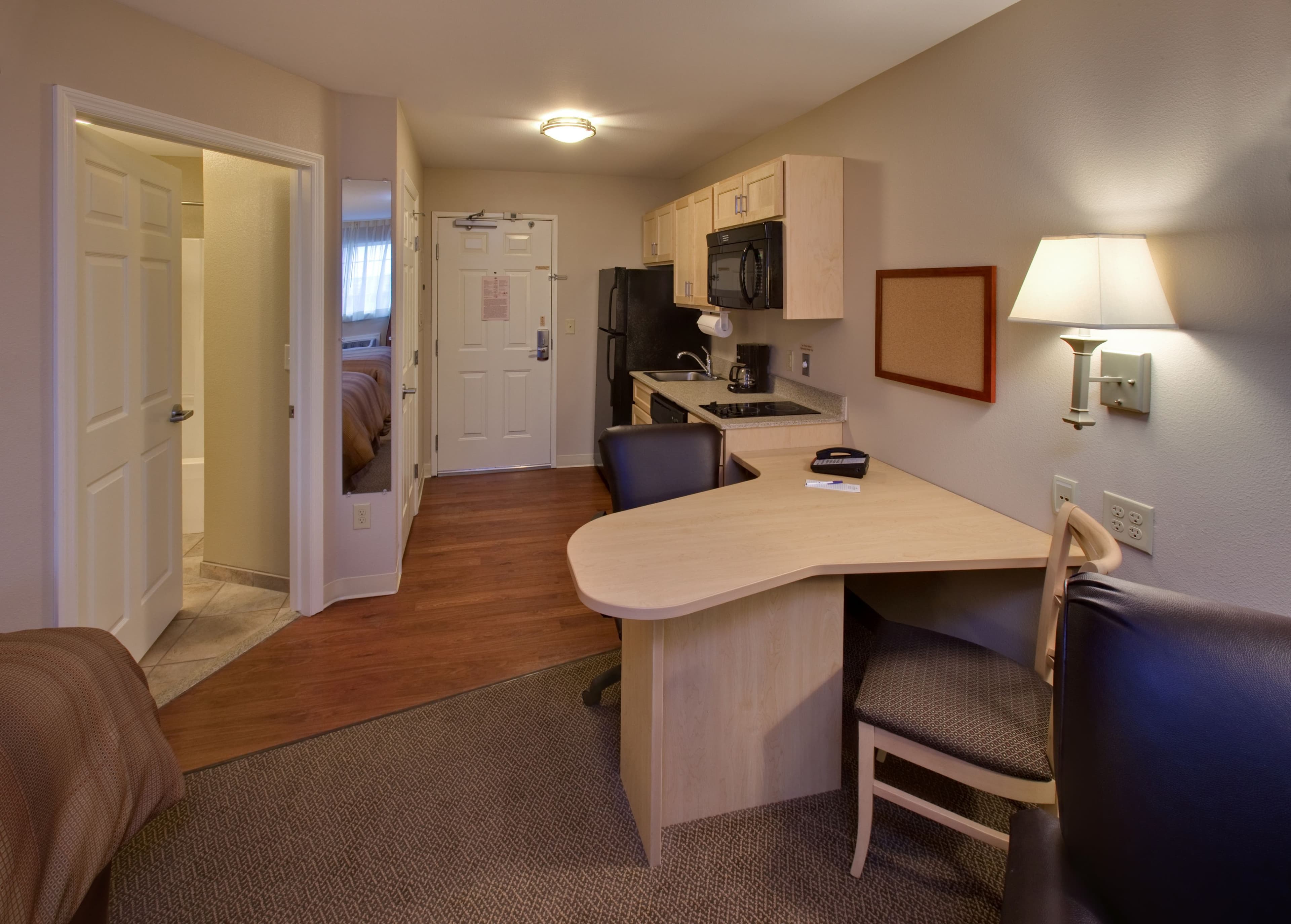 Candlewood Suites Minot — 25