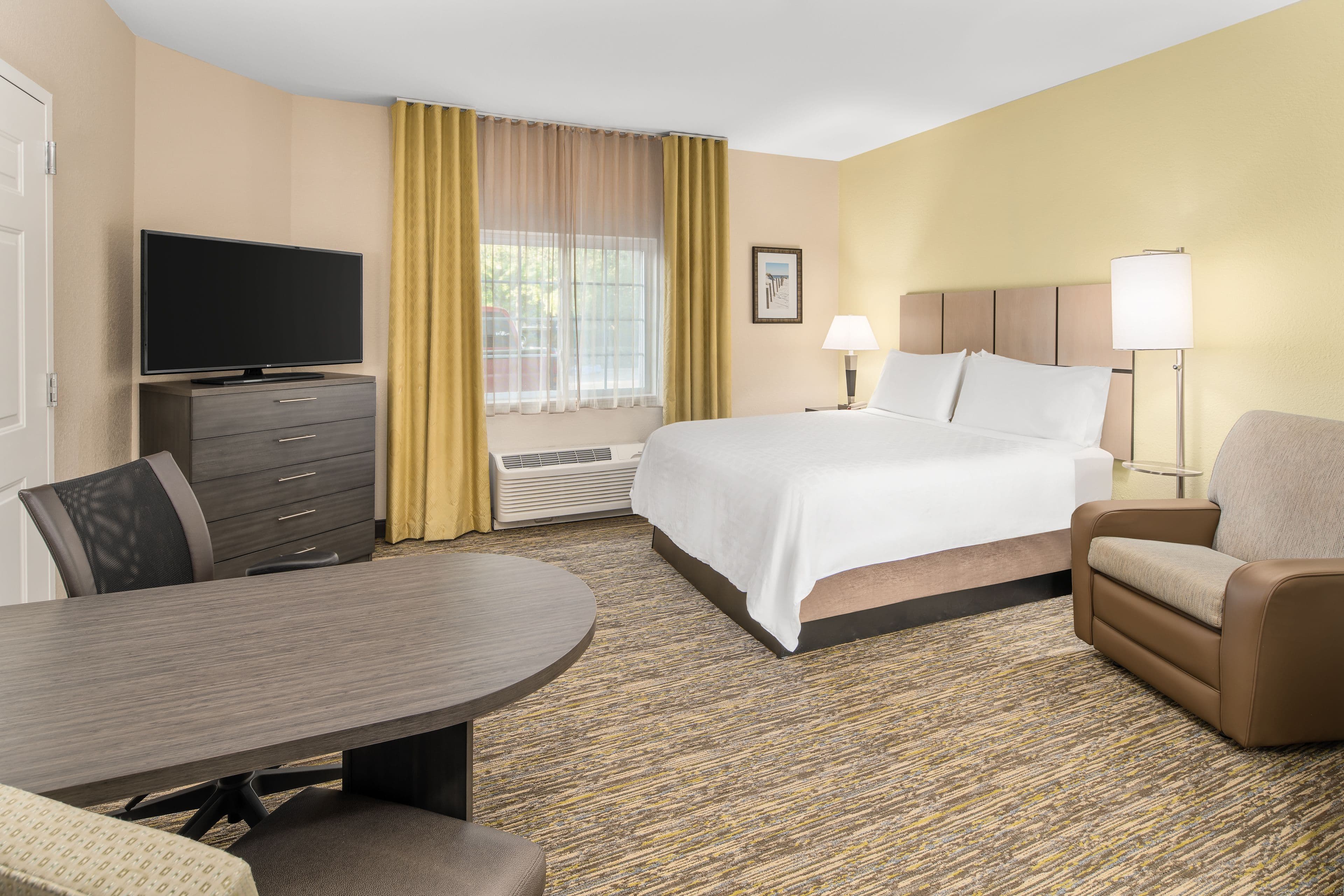 Candlewood Suites Destin-Sandestin Area - Image 5