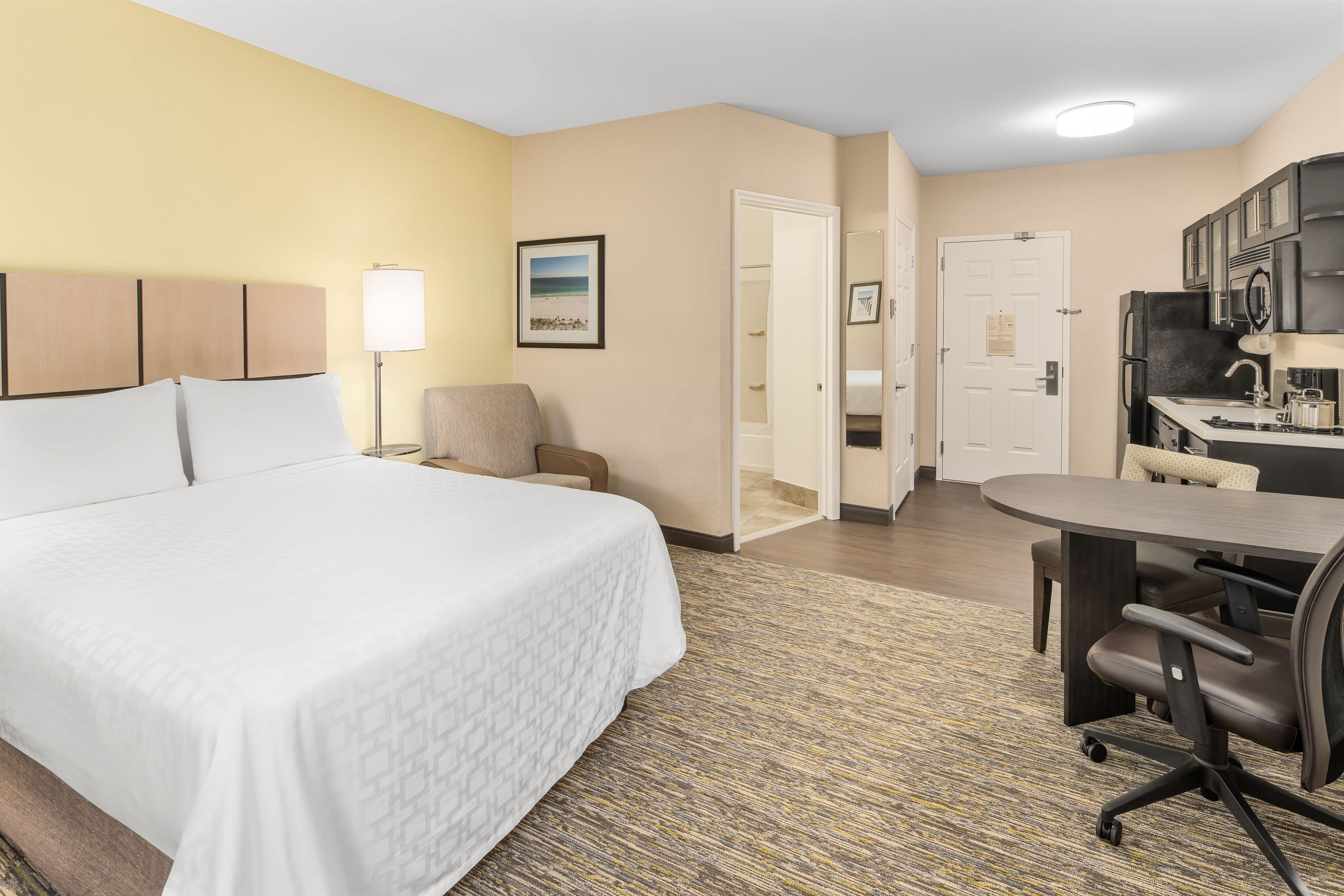 Candlewood Suites Destin-Sandestin Area - Image 2