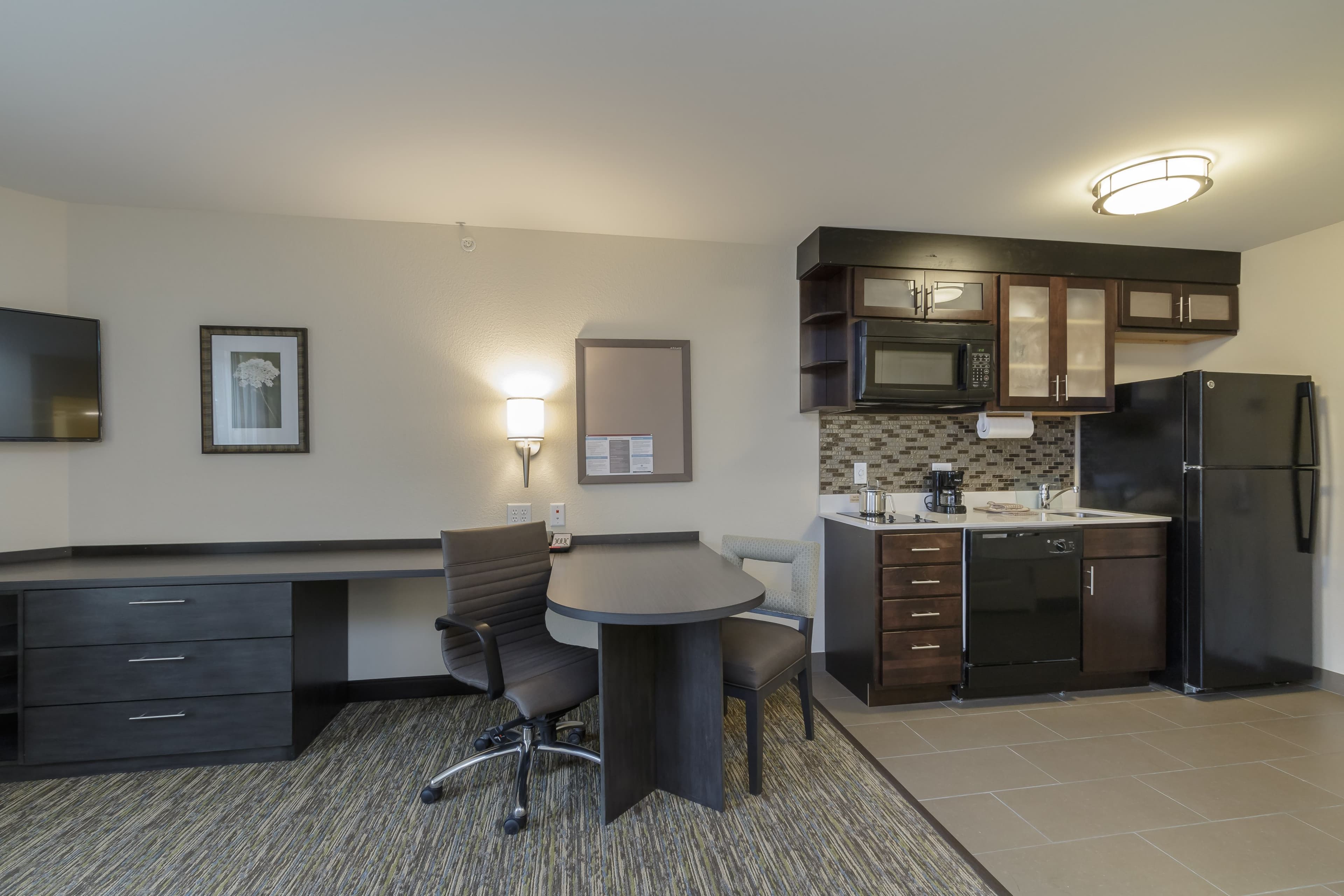 Candlewood Suites Mishawaka — 16