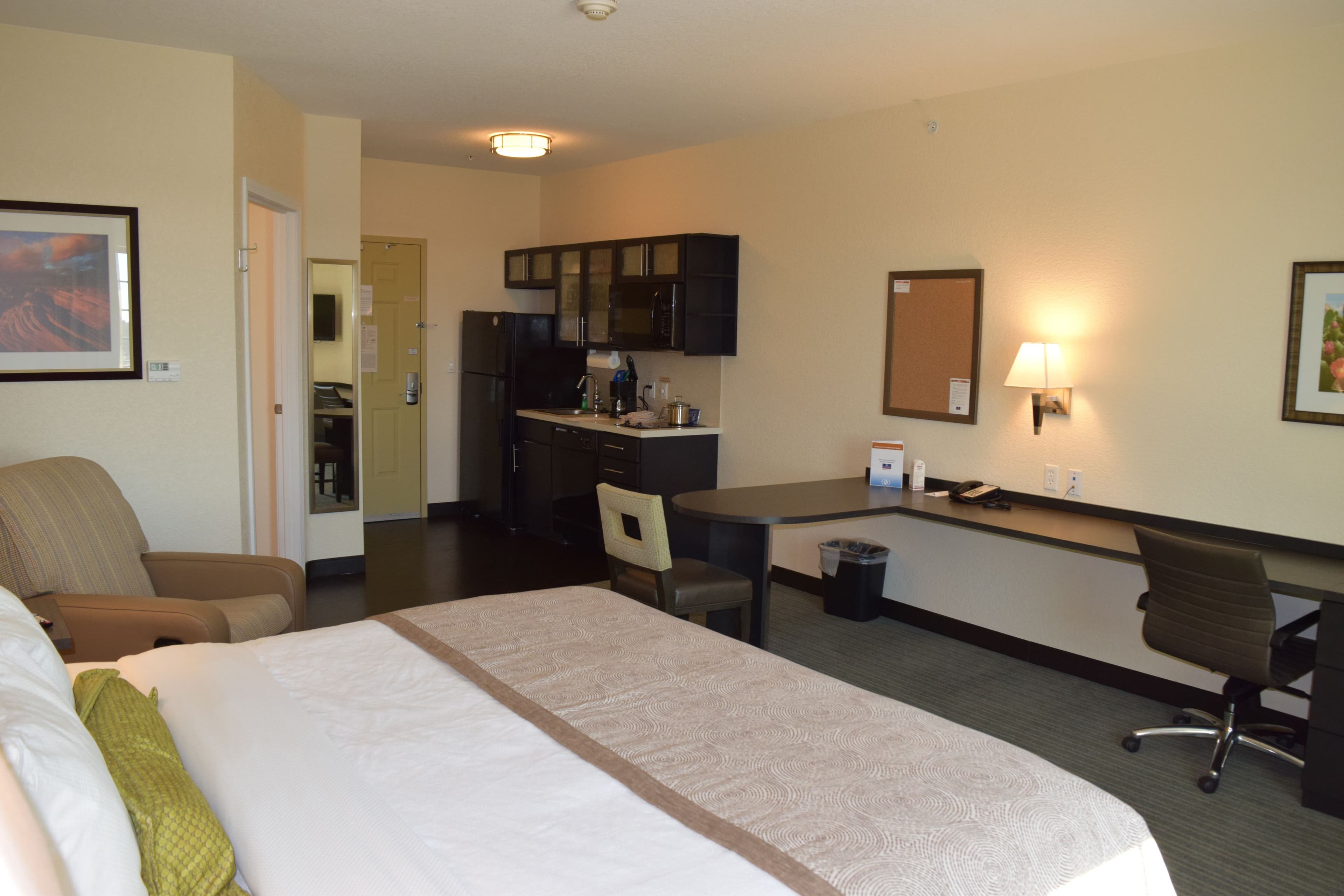 Candlewood Suites Monahans — 31