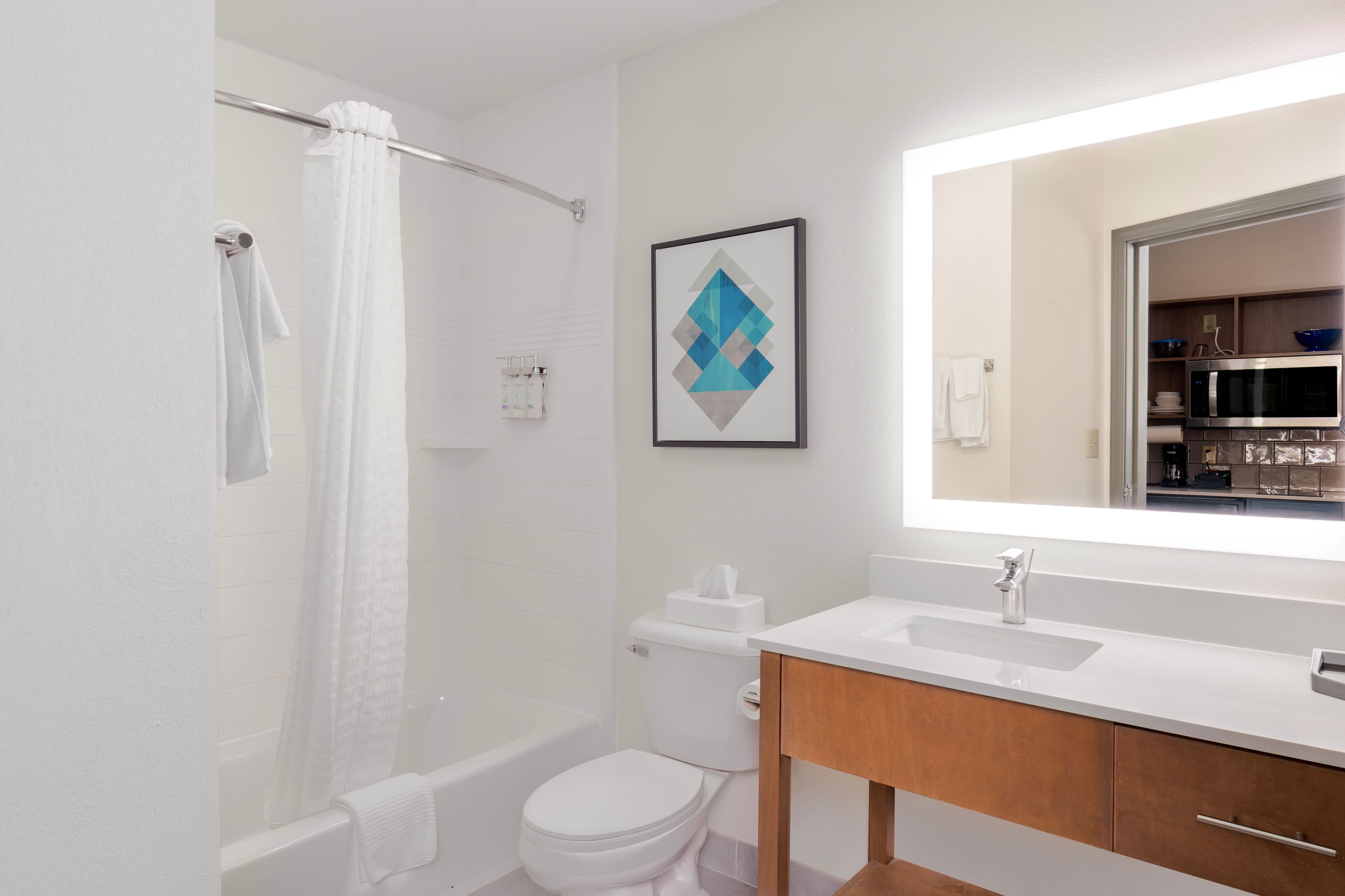 Candlewood Suites Oklahoma City South - Moore - Image 2