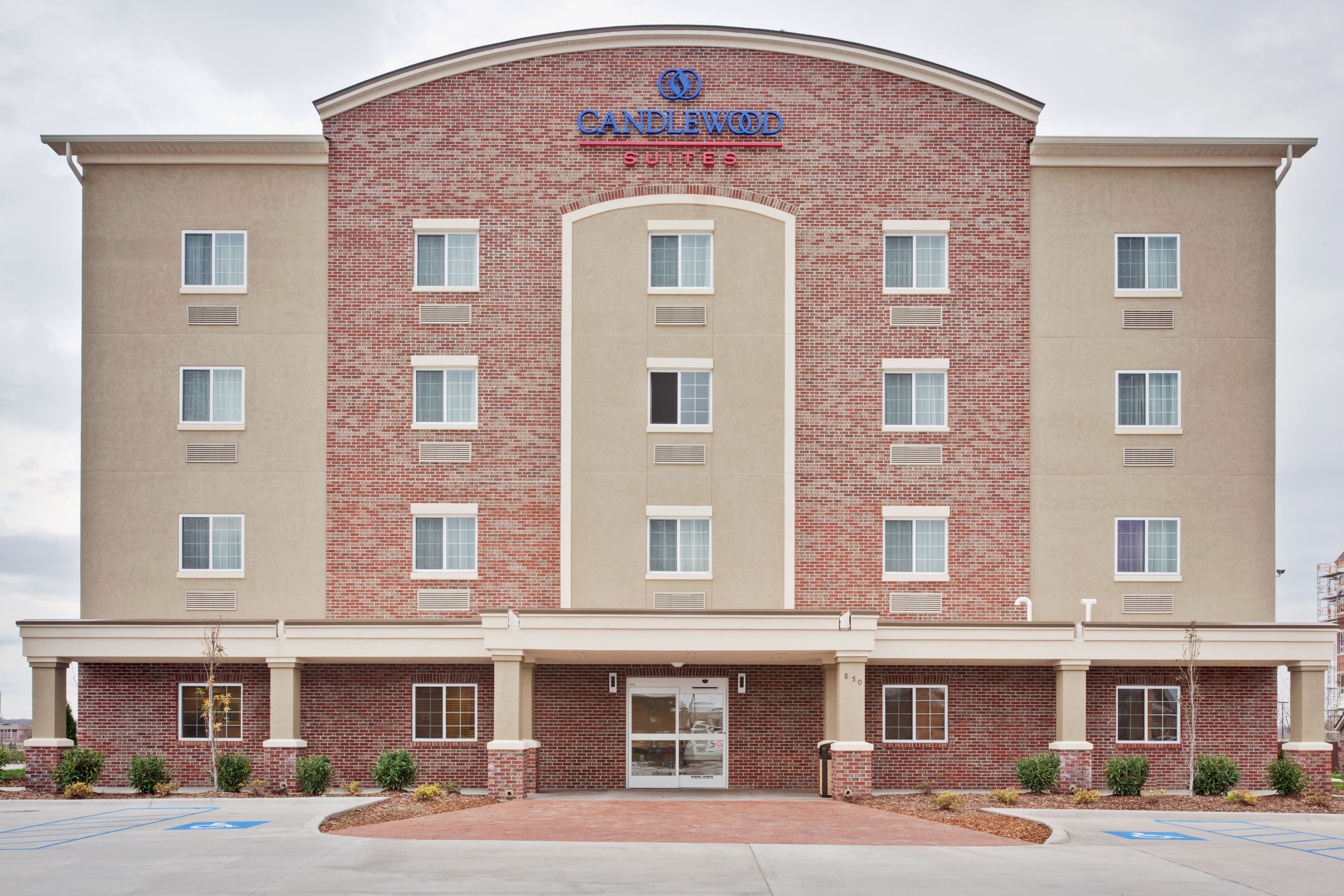 Candlewood Suites Murfreesboro - Image 1