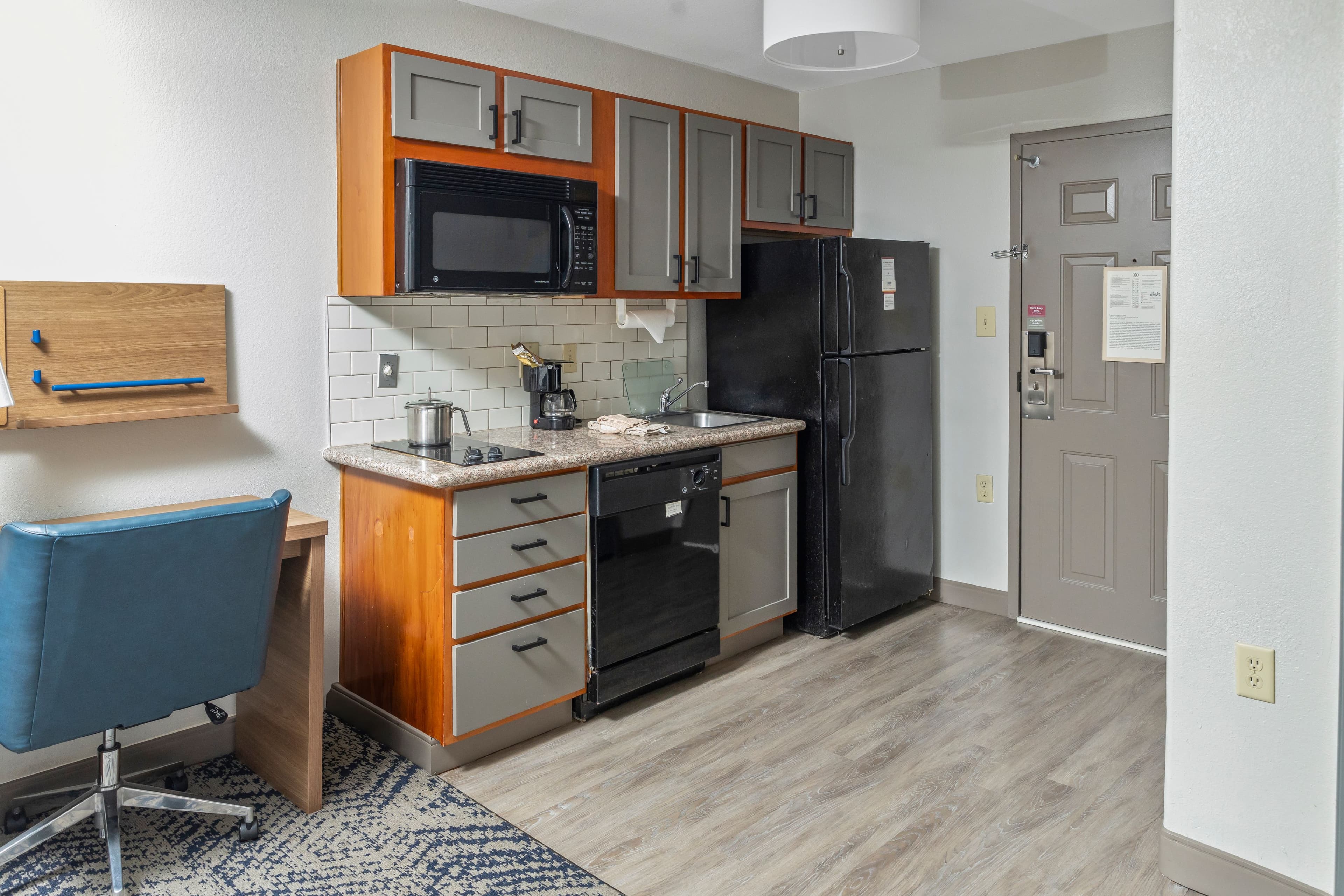 Candlewood Suites Port Arthur/Nederland - Image 2