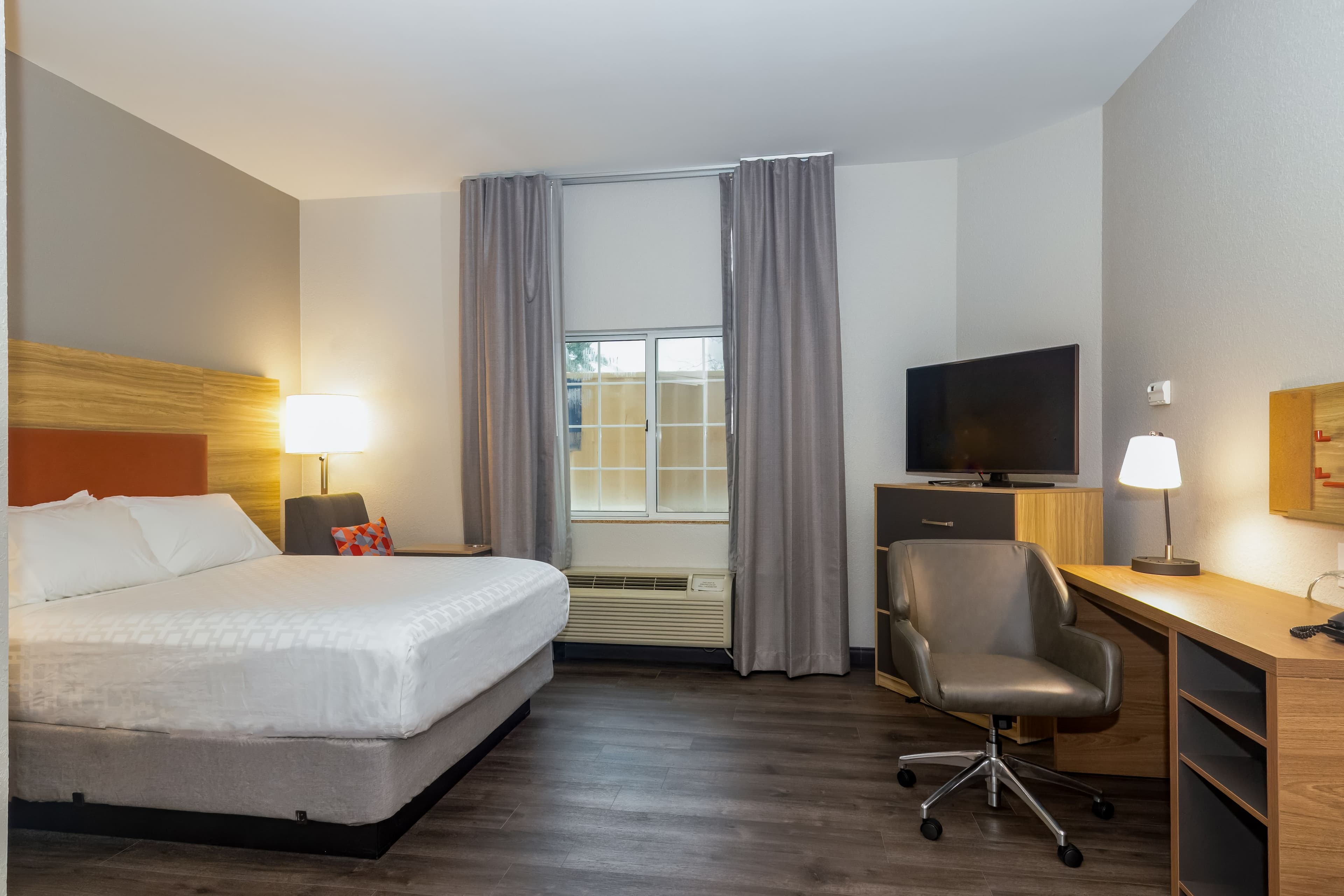 Candlewood Suites New Bern - Image 5