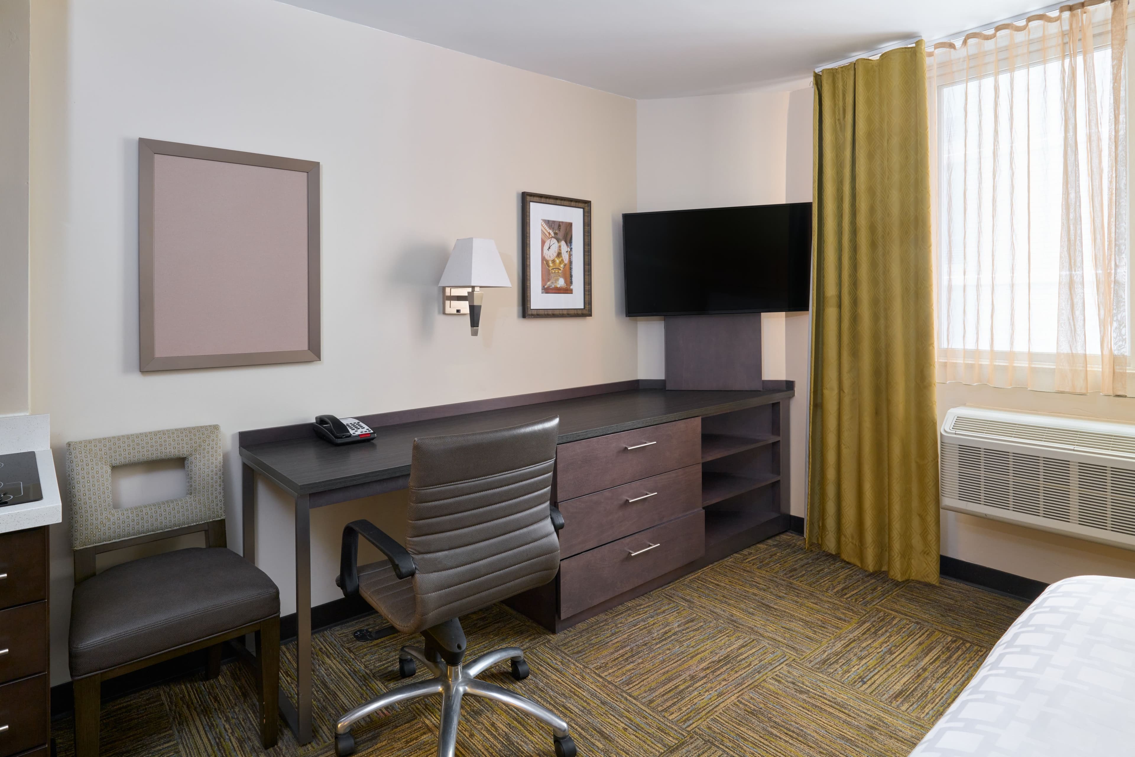 Candlewood Suites New York City- Times Square — 7