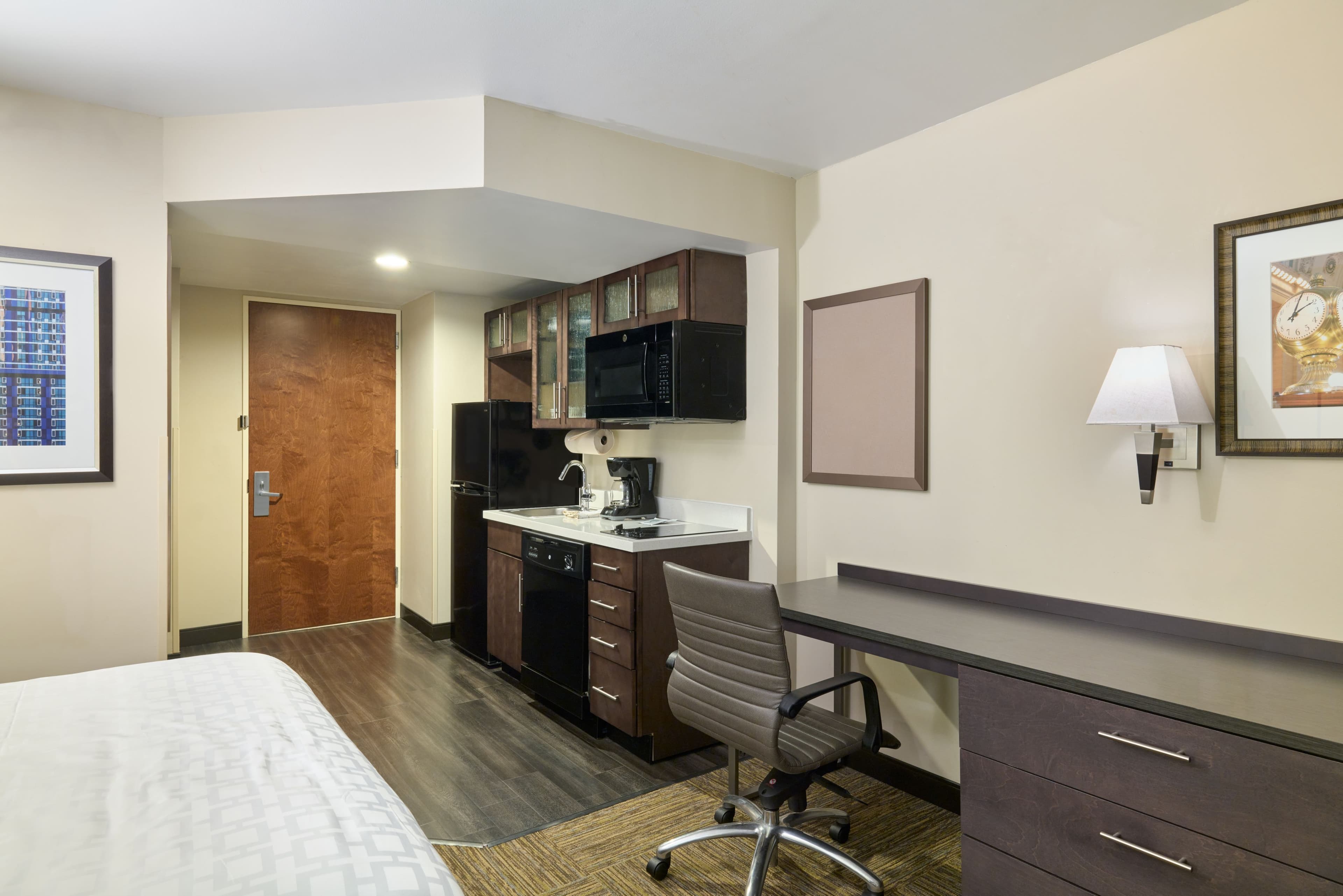 Candlewood Suites New York City- Times Square - Image 3