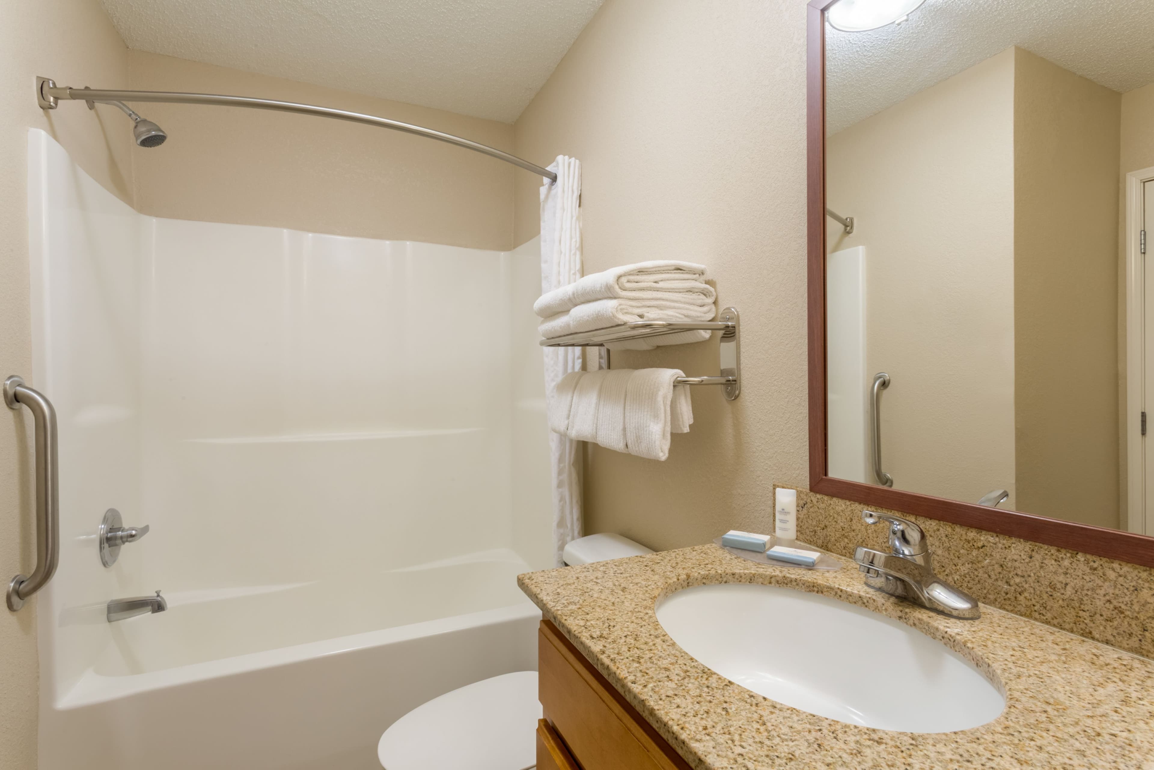 Candlewood Suites Nogales — 8
