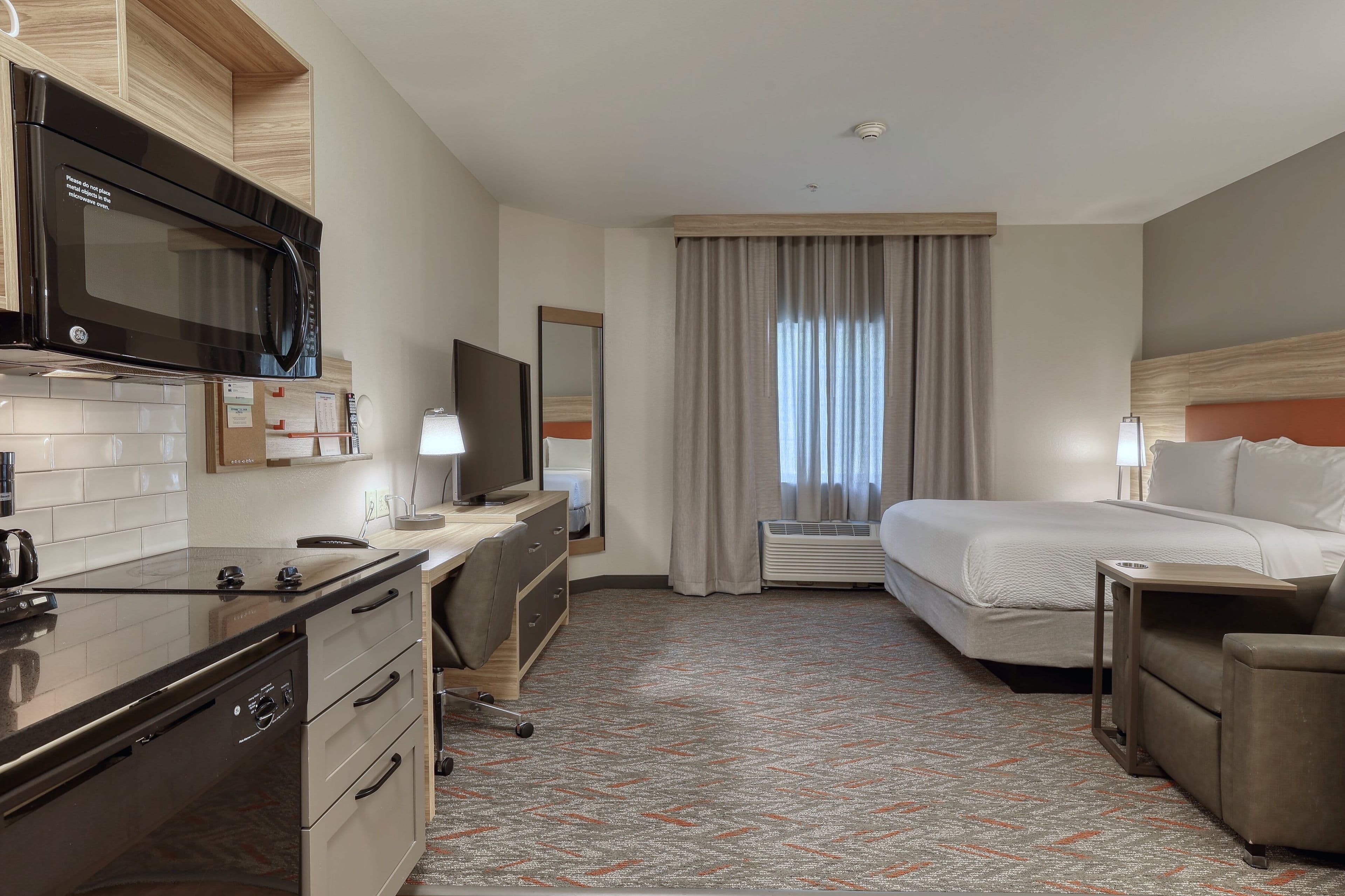 Candlewood Suites Milwaukee Airport-Oak Creek — 8