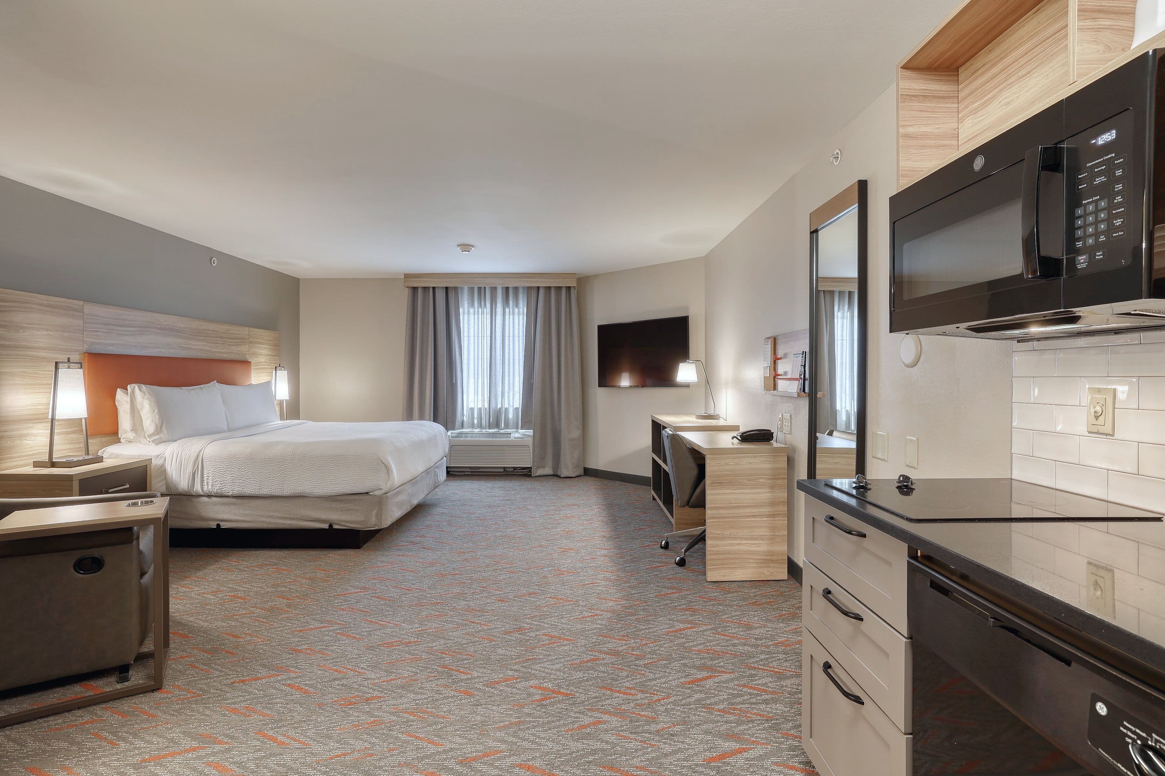 Candlewood Suites Milwaukee Airport-Oak Creek — 7
