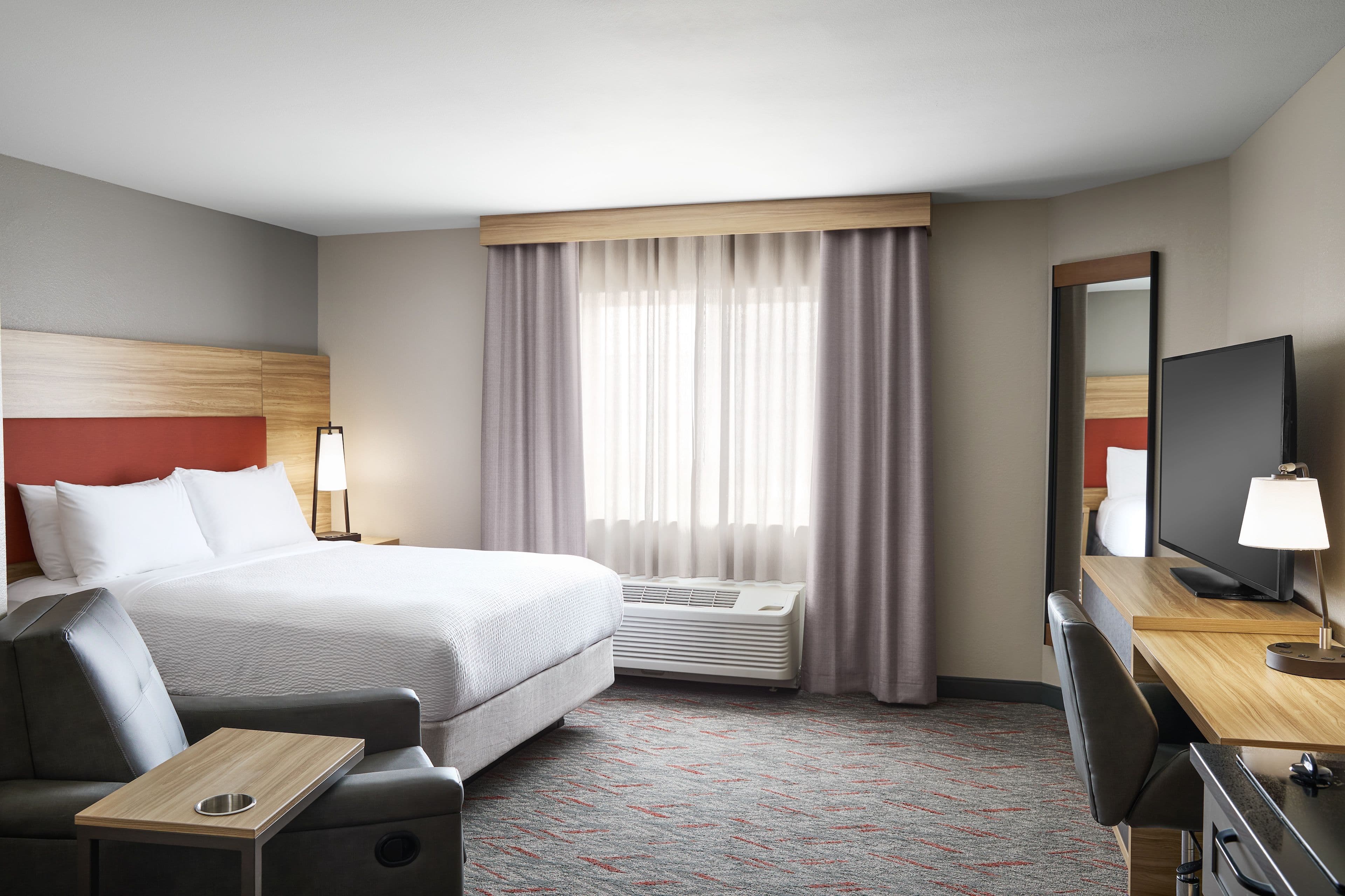 Candlewood Suites Milwaukee Airport-Oak Creek - Image 4