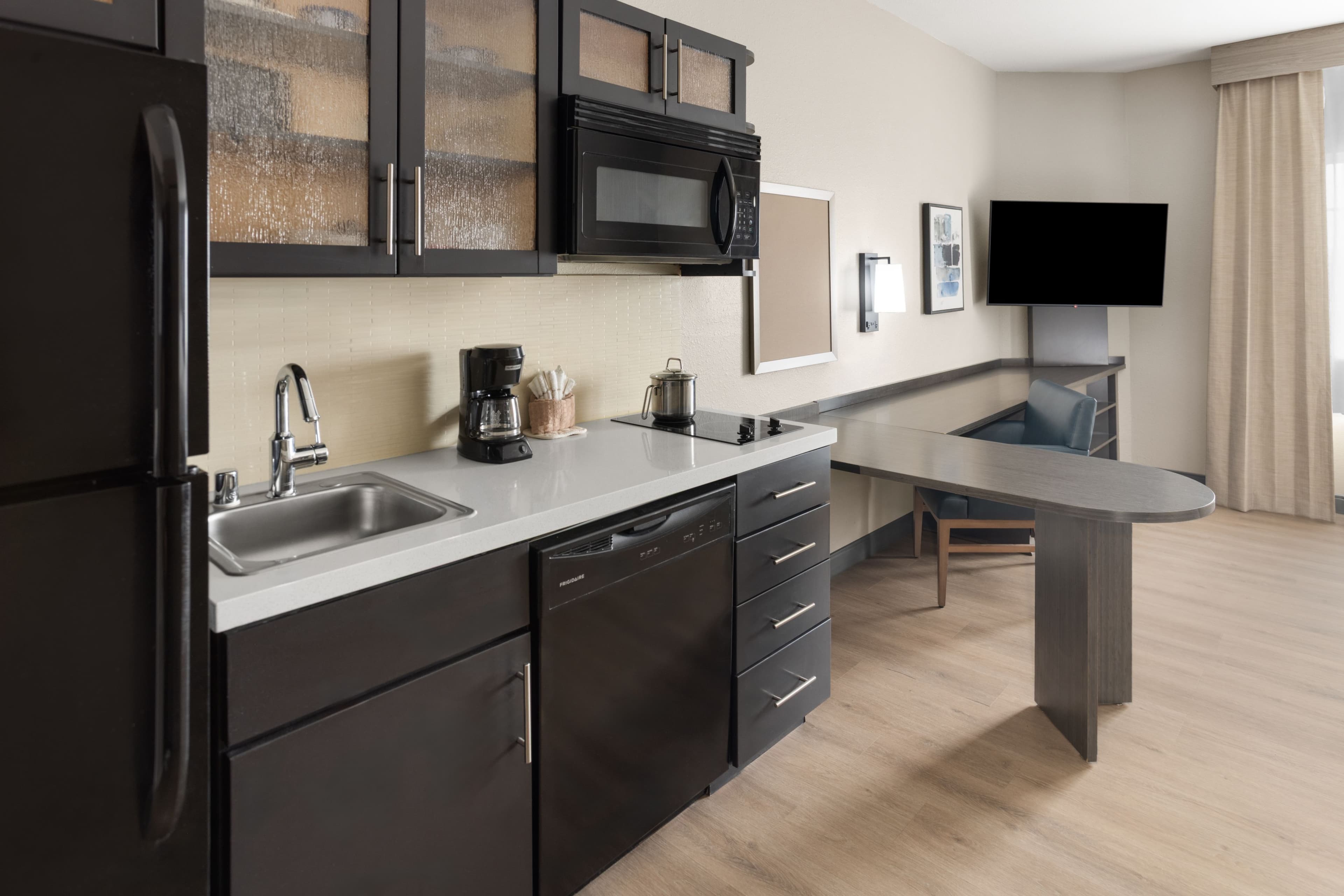 Candlewood Suites Fort Campbell - Oak Grove — 7