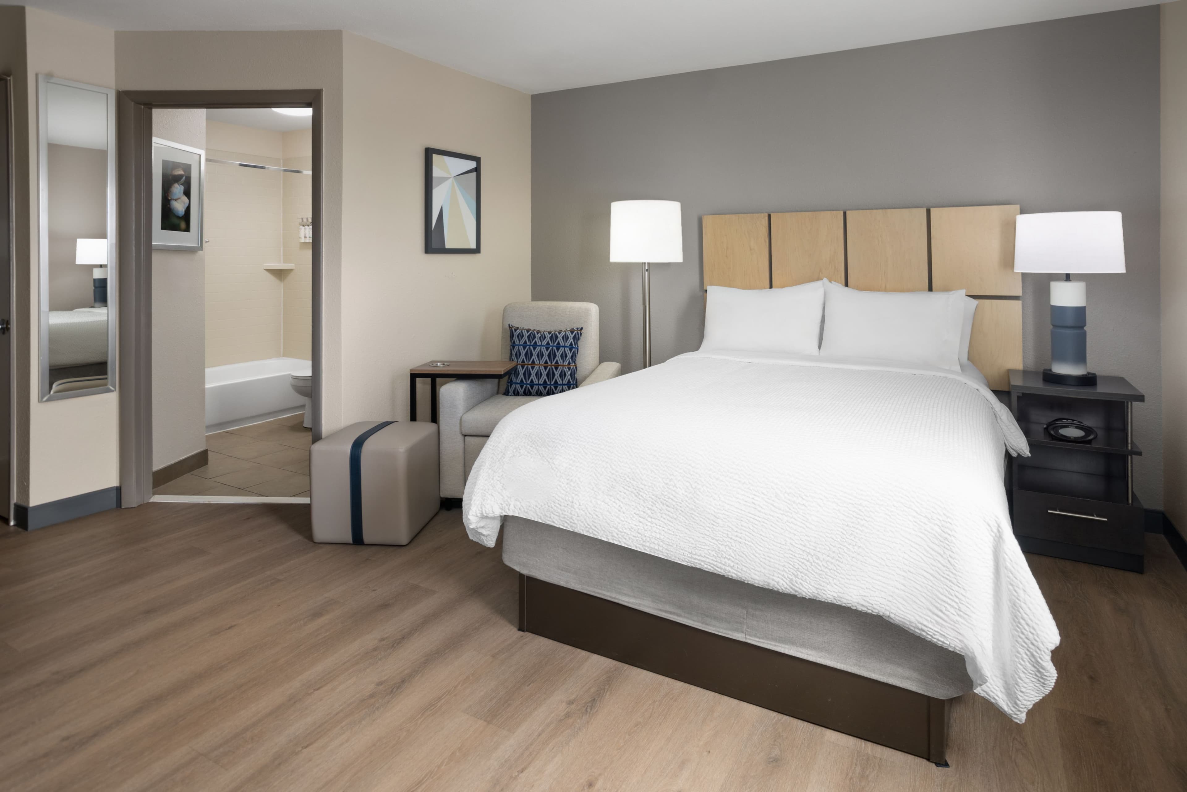 Candlewood Suites Fort Campbell - Oak Grove - Image 3