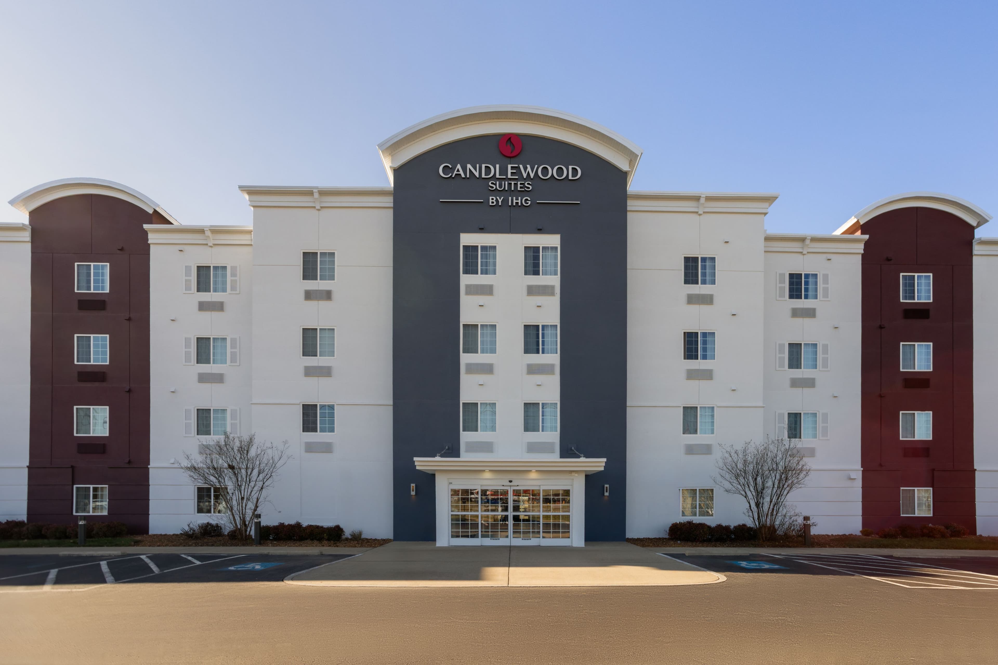 Candlewood Suites Fort Campbell - Oak Grove - Image 1