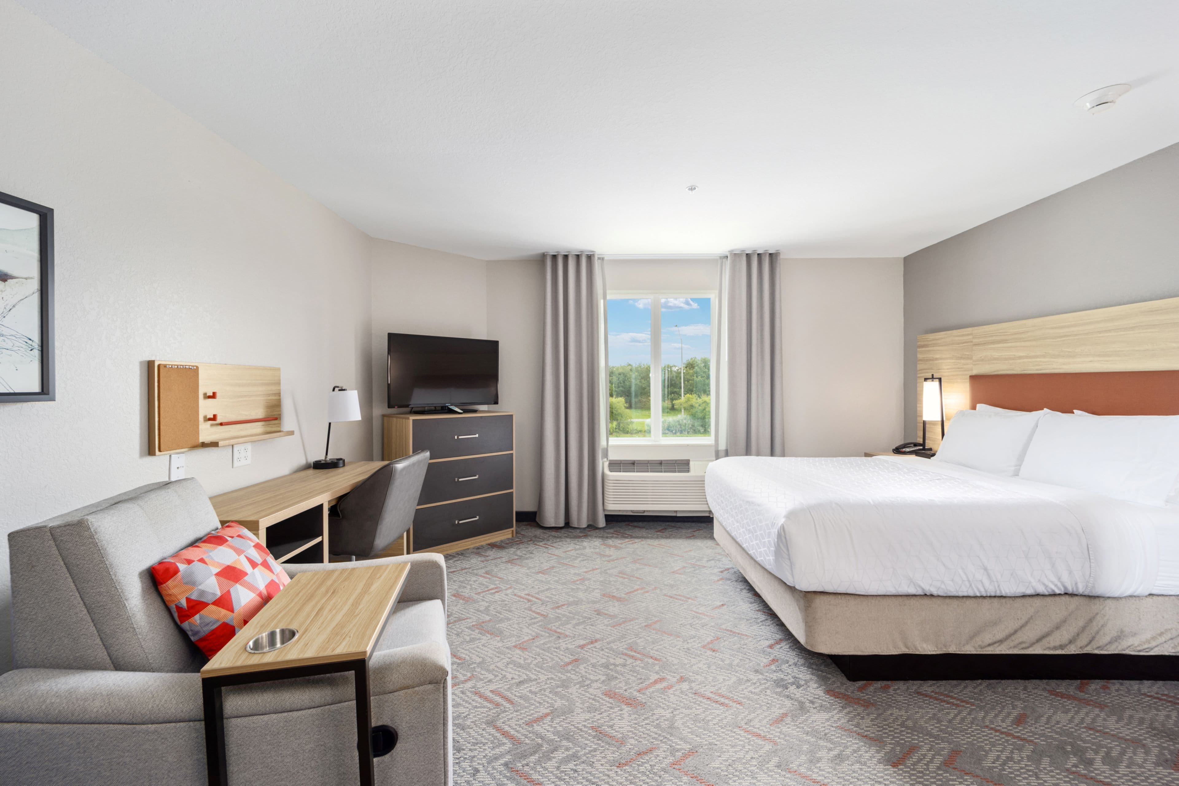 Candlewood Suites Ocala I-75 - Image 2