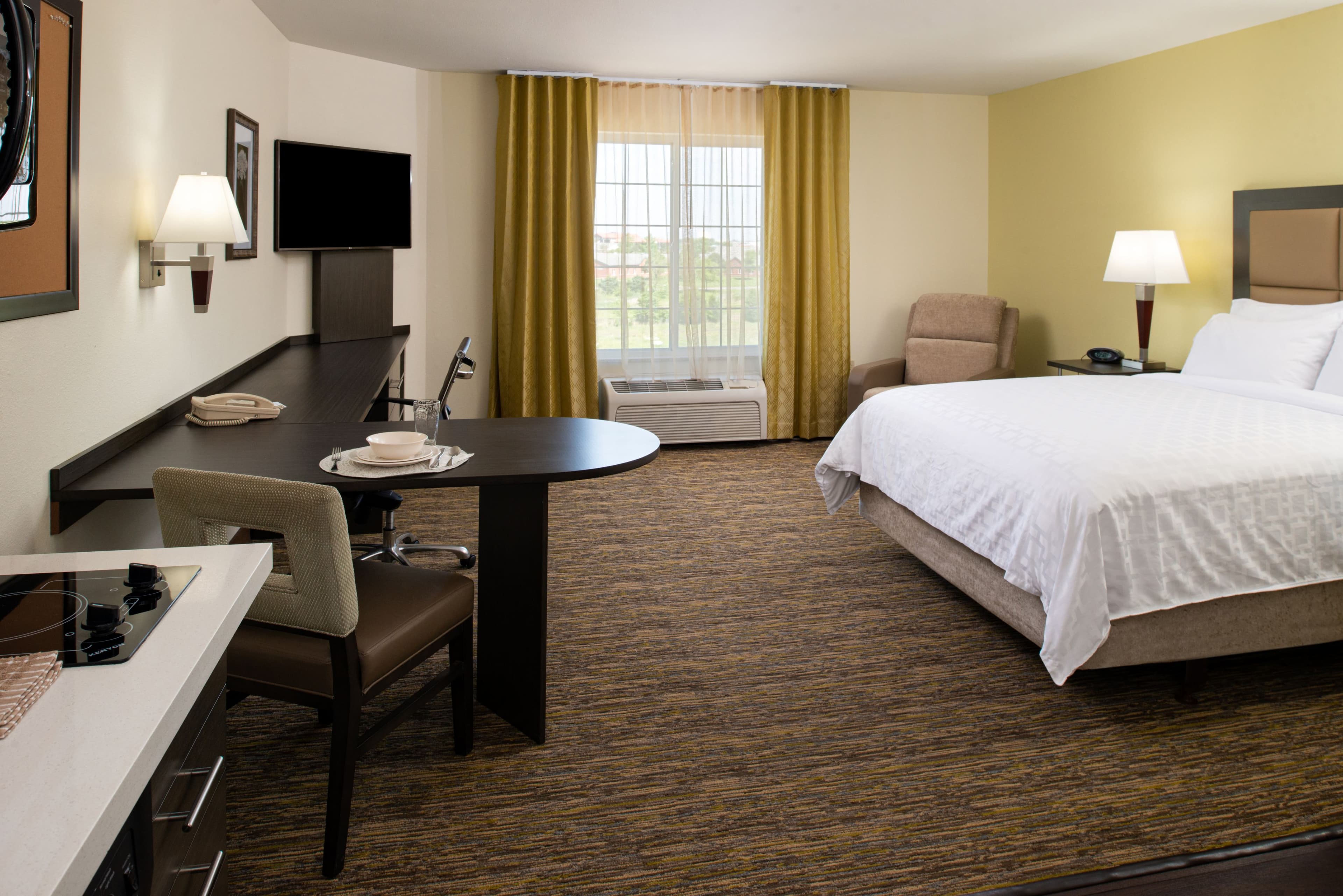 Candlewood Suites Olathe - Kansas City Area - Image 3