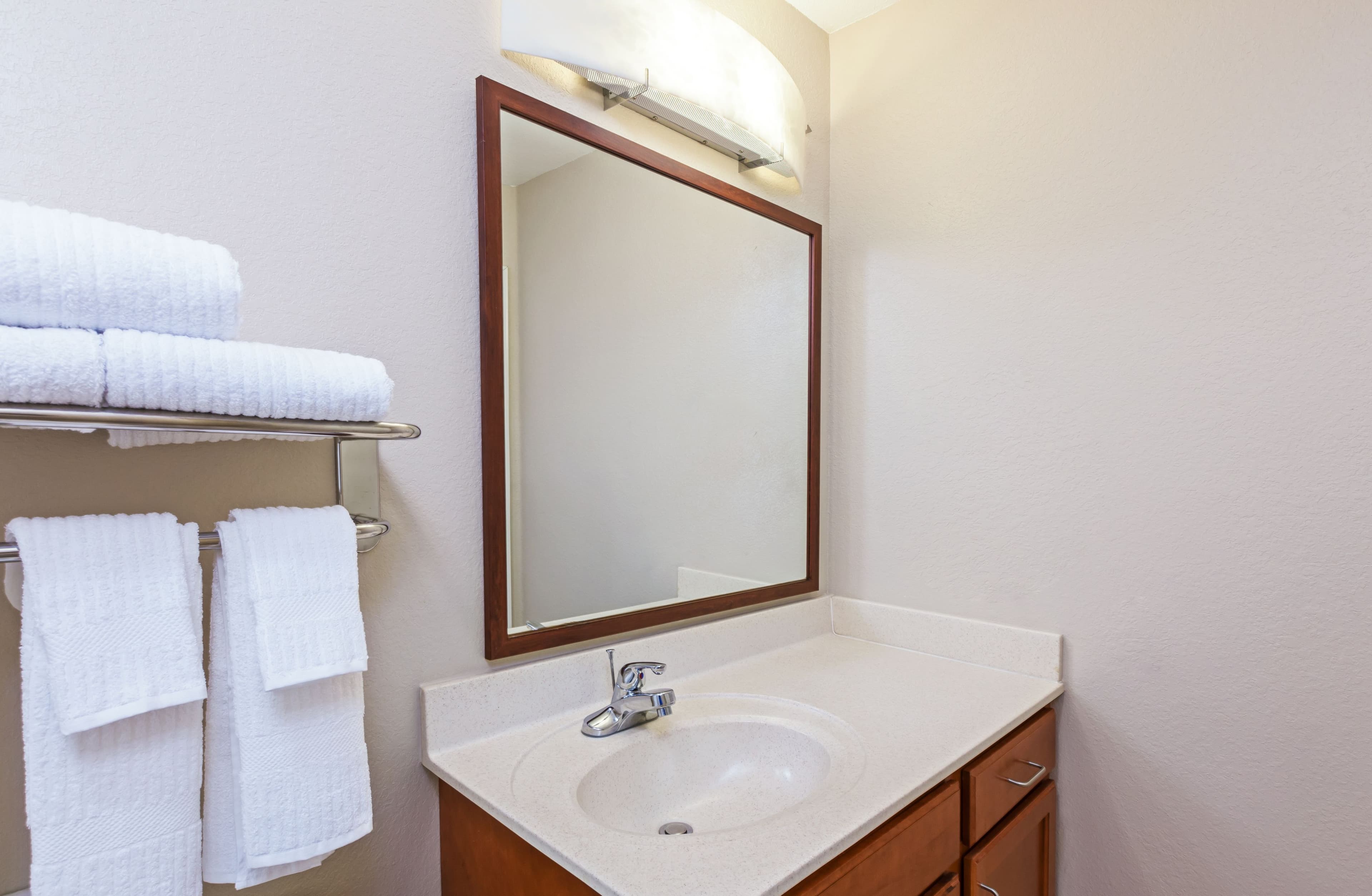 Candlewood Suites Tulsa NE - Owasso — 2