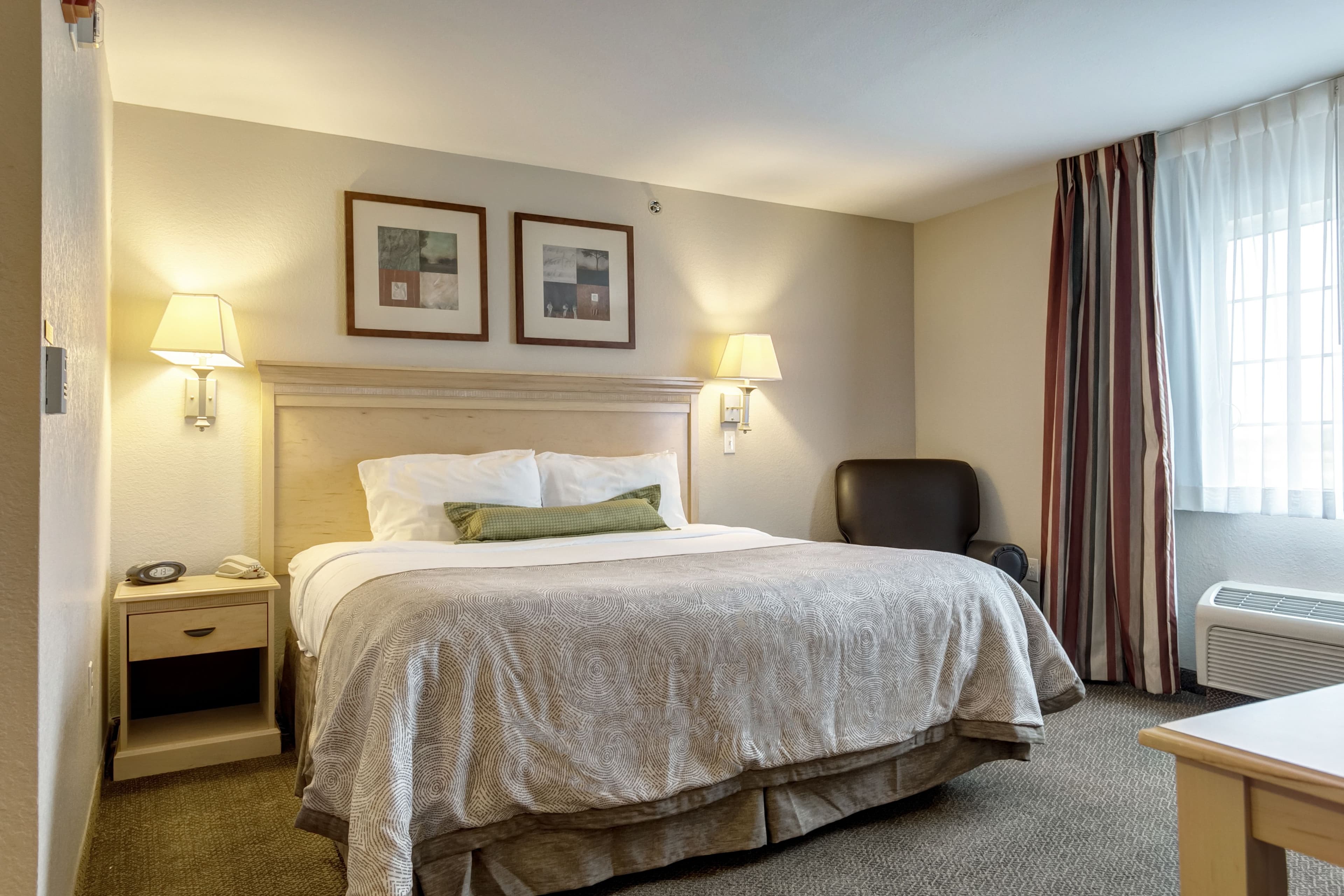 Candlewood Suites Paducah - Image 2