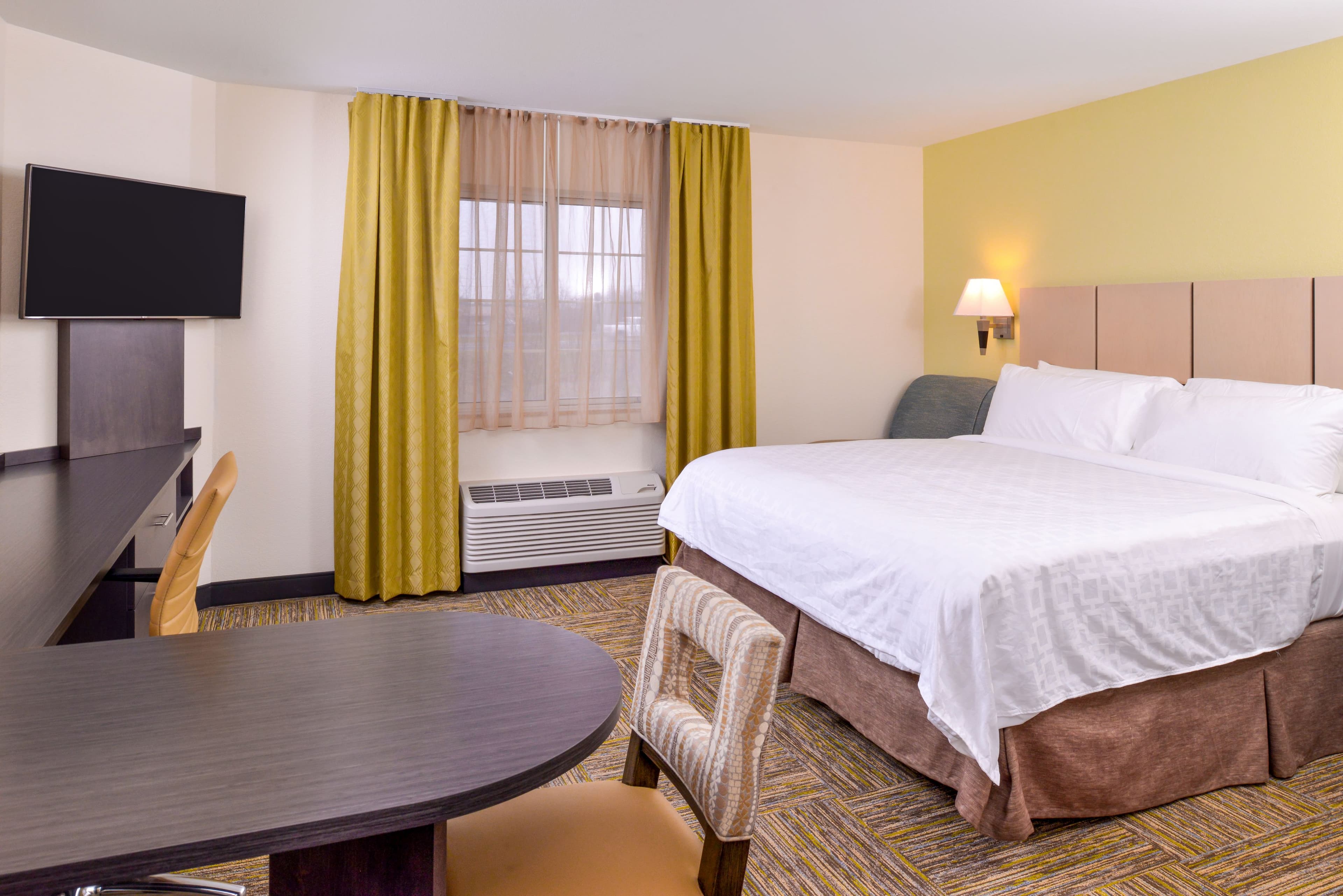 Candlewood Suites Paducah — 22
