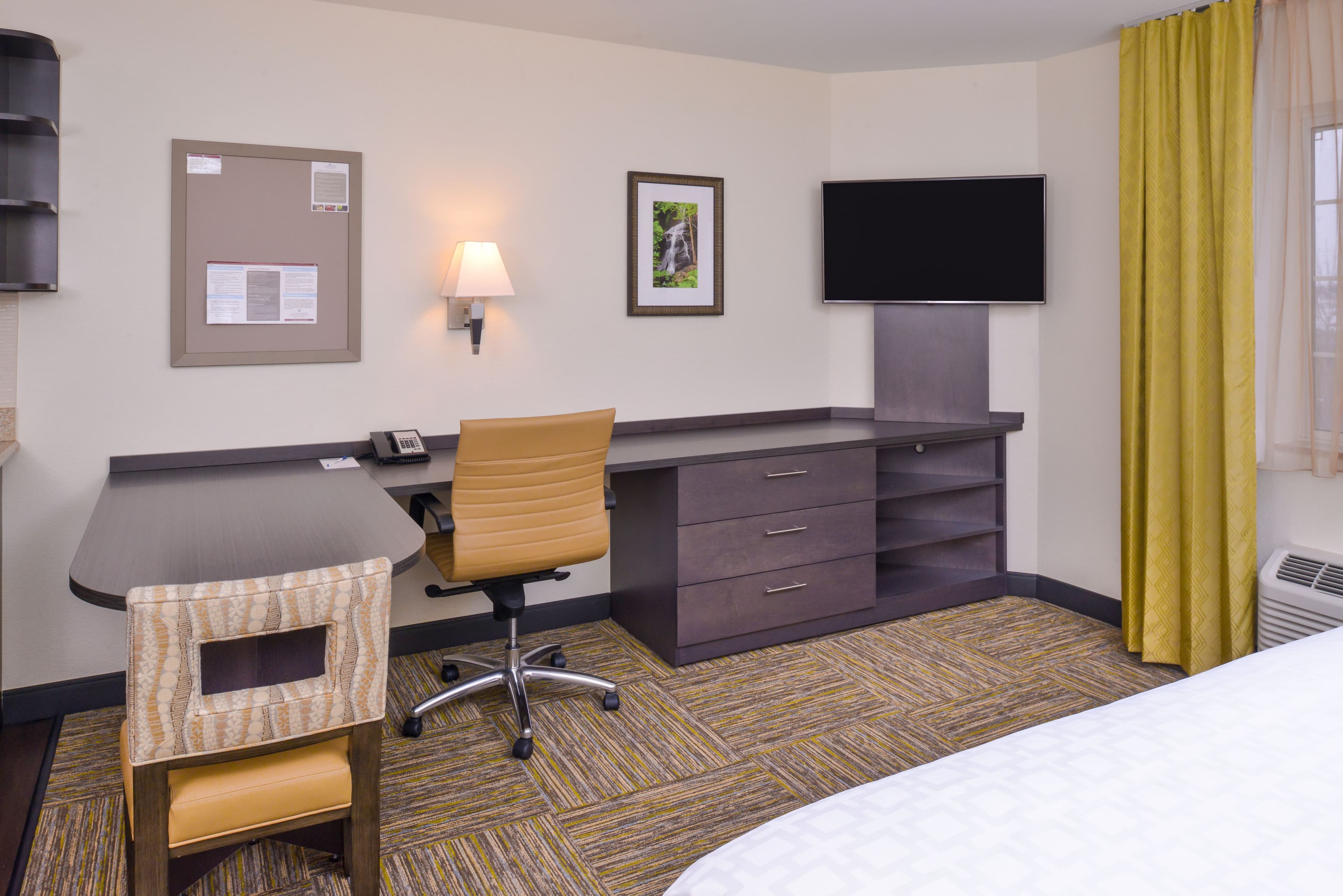 Candlewood Suites Paducah — 27