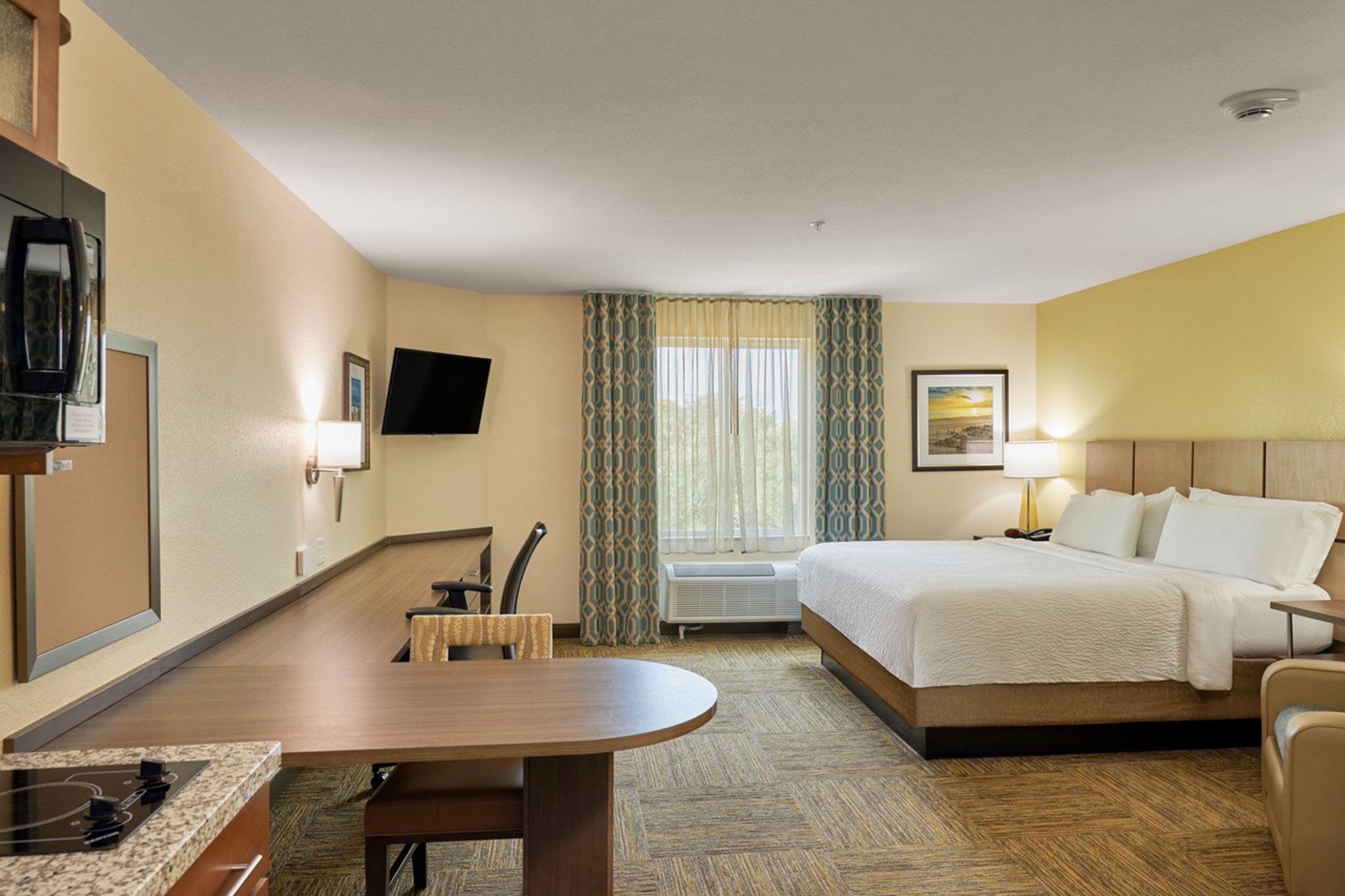 Candlewood Suites Panama City Beach Pier — 15