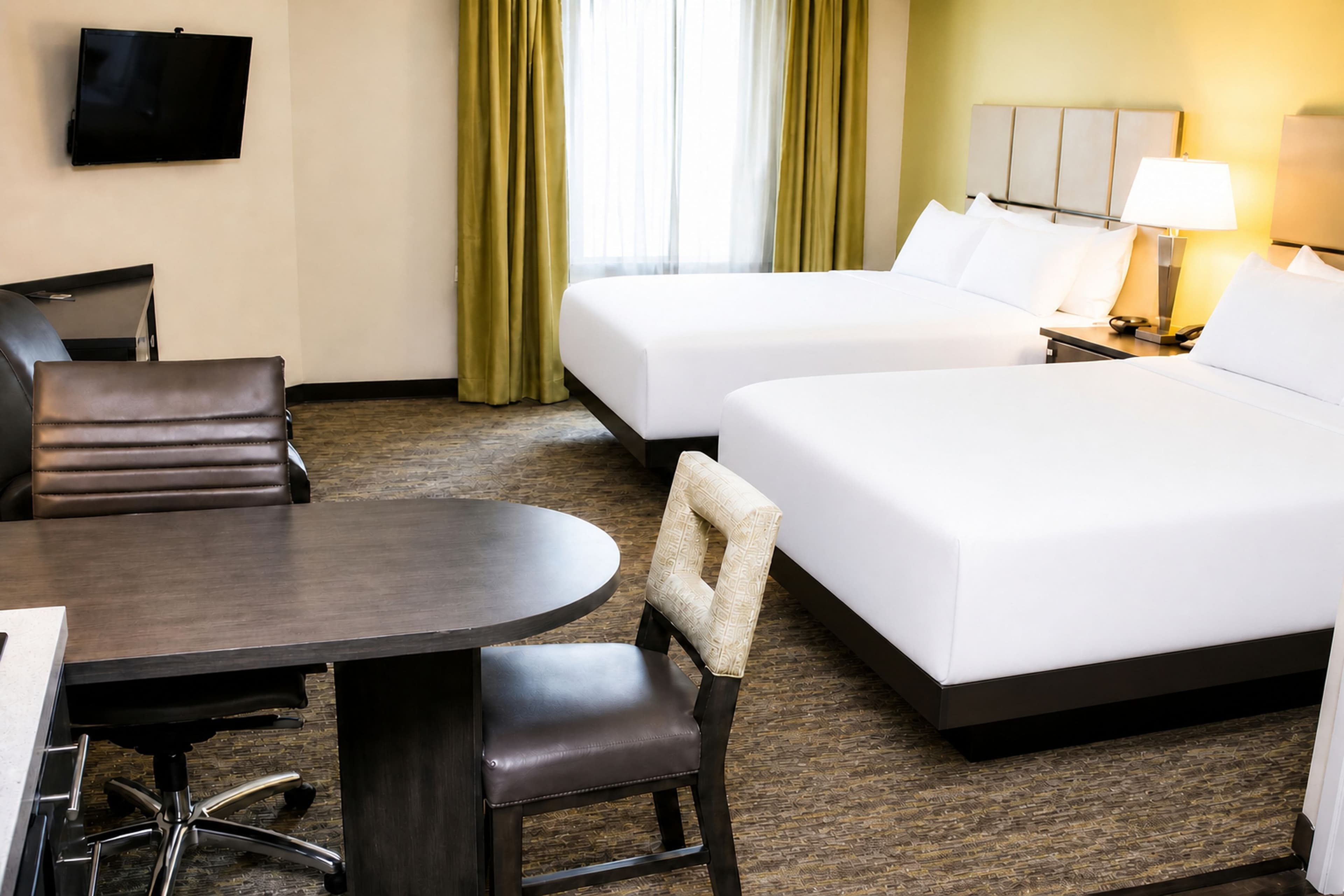 Candlewood Suites Pearl — 17