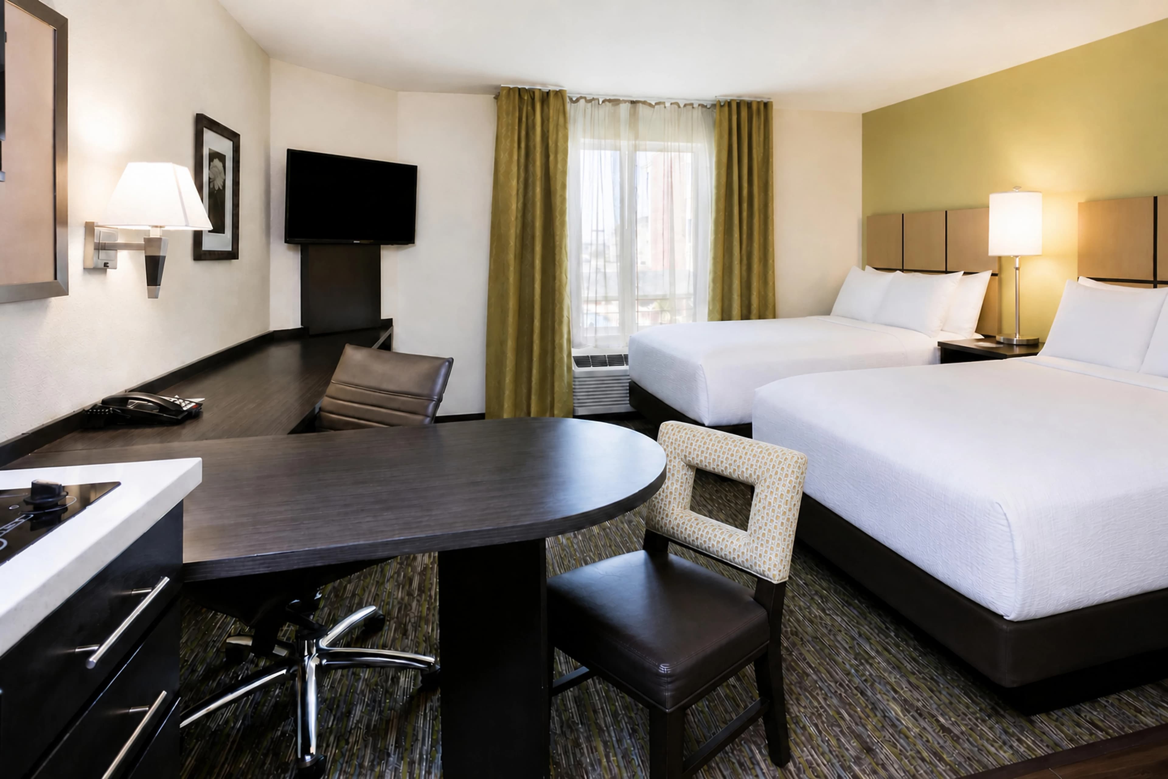 Candlewood Suites Pearl — 10