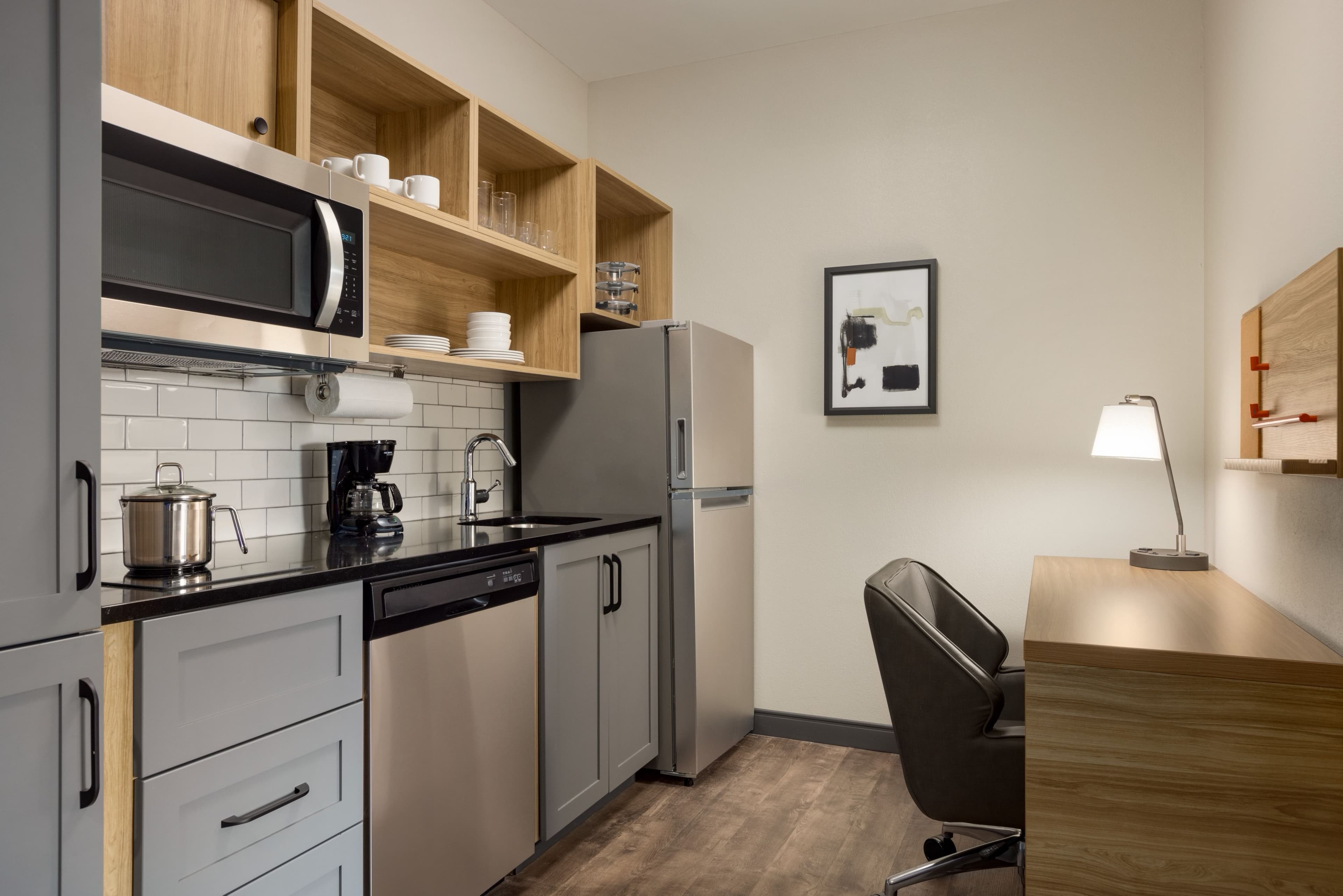 Candlewood Suites Pecos - Image 5