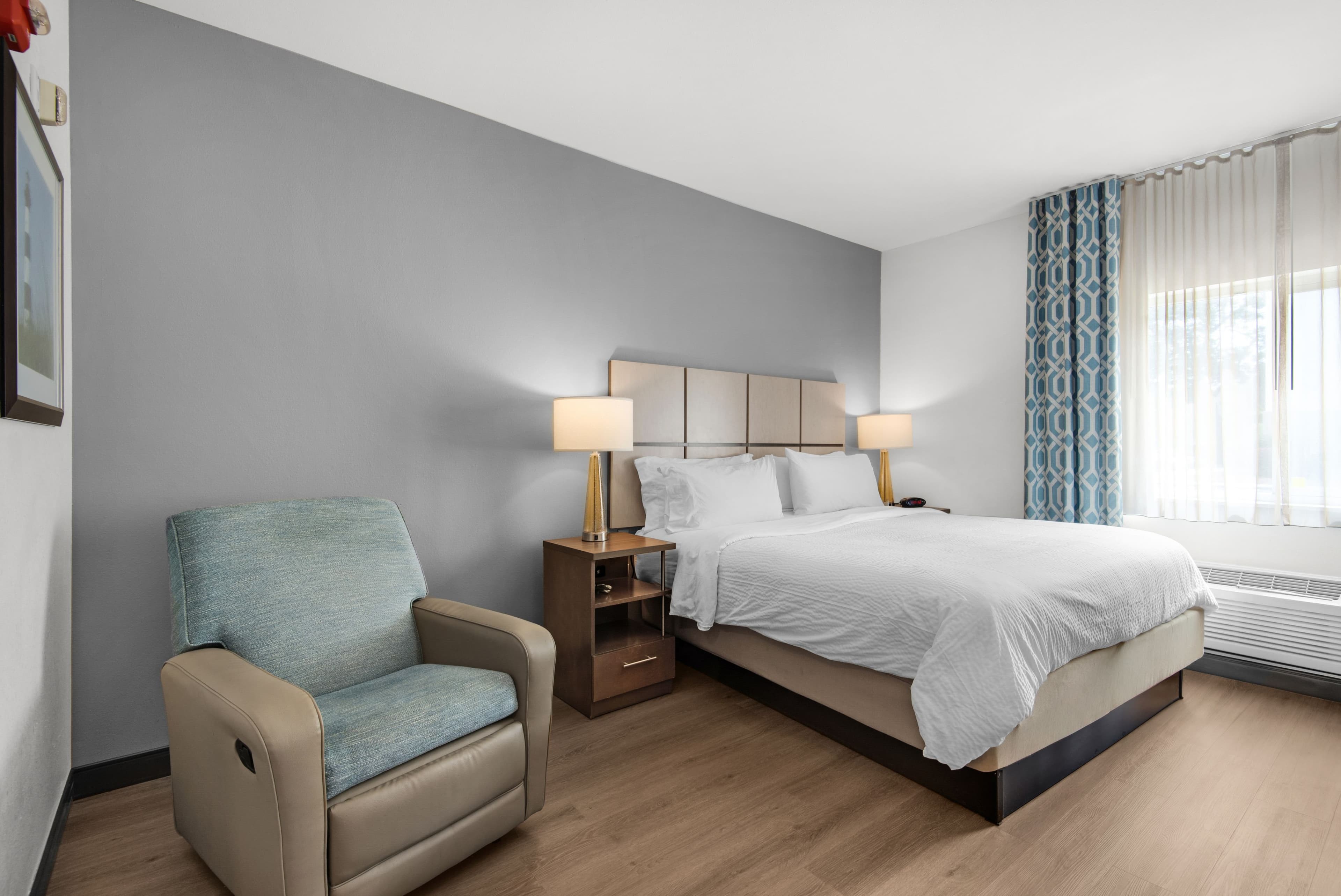 Candlewood Suites Pensacola - University Area — 7