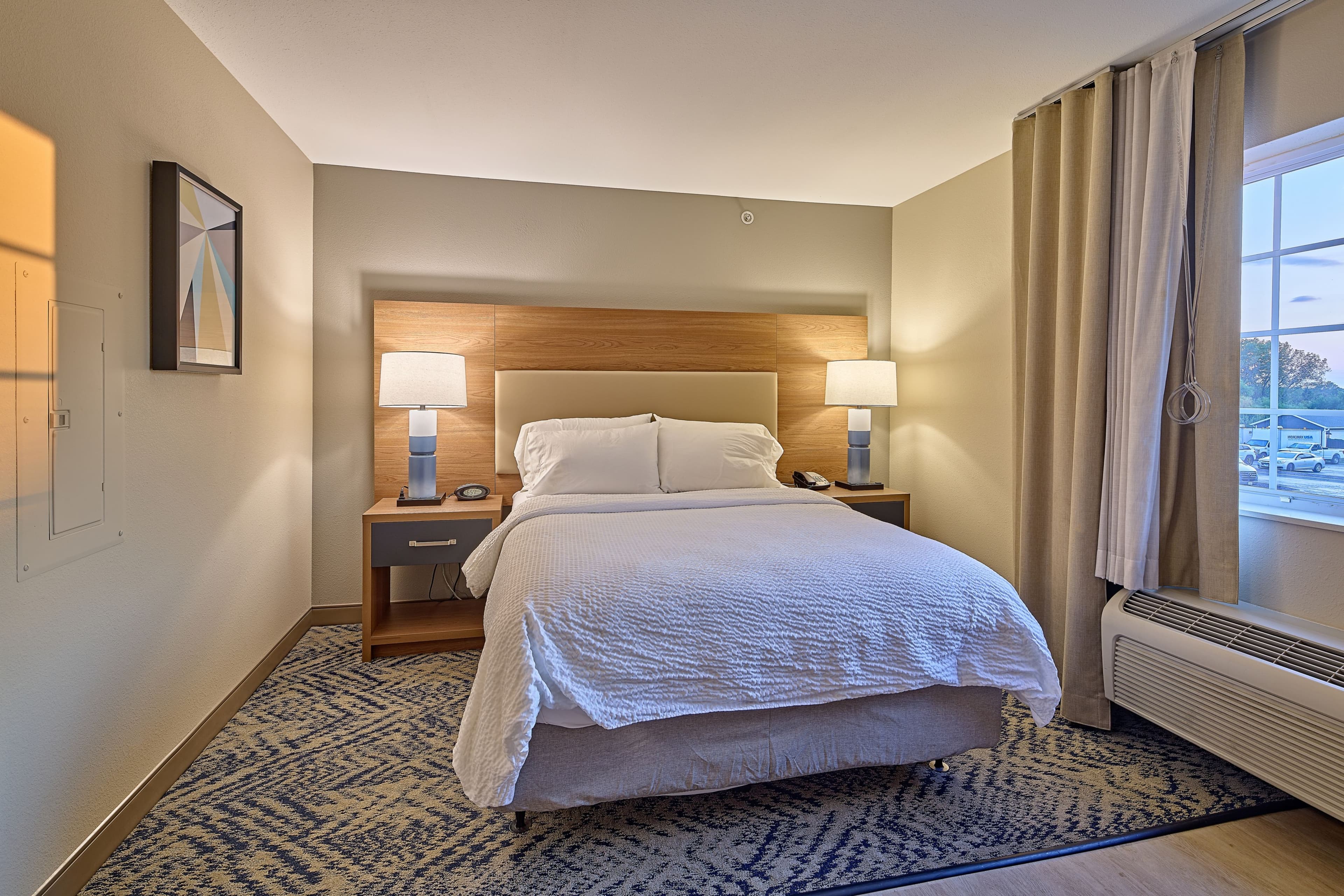 Candlewood Suites Peoria at Grand Prairie - Image 3