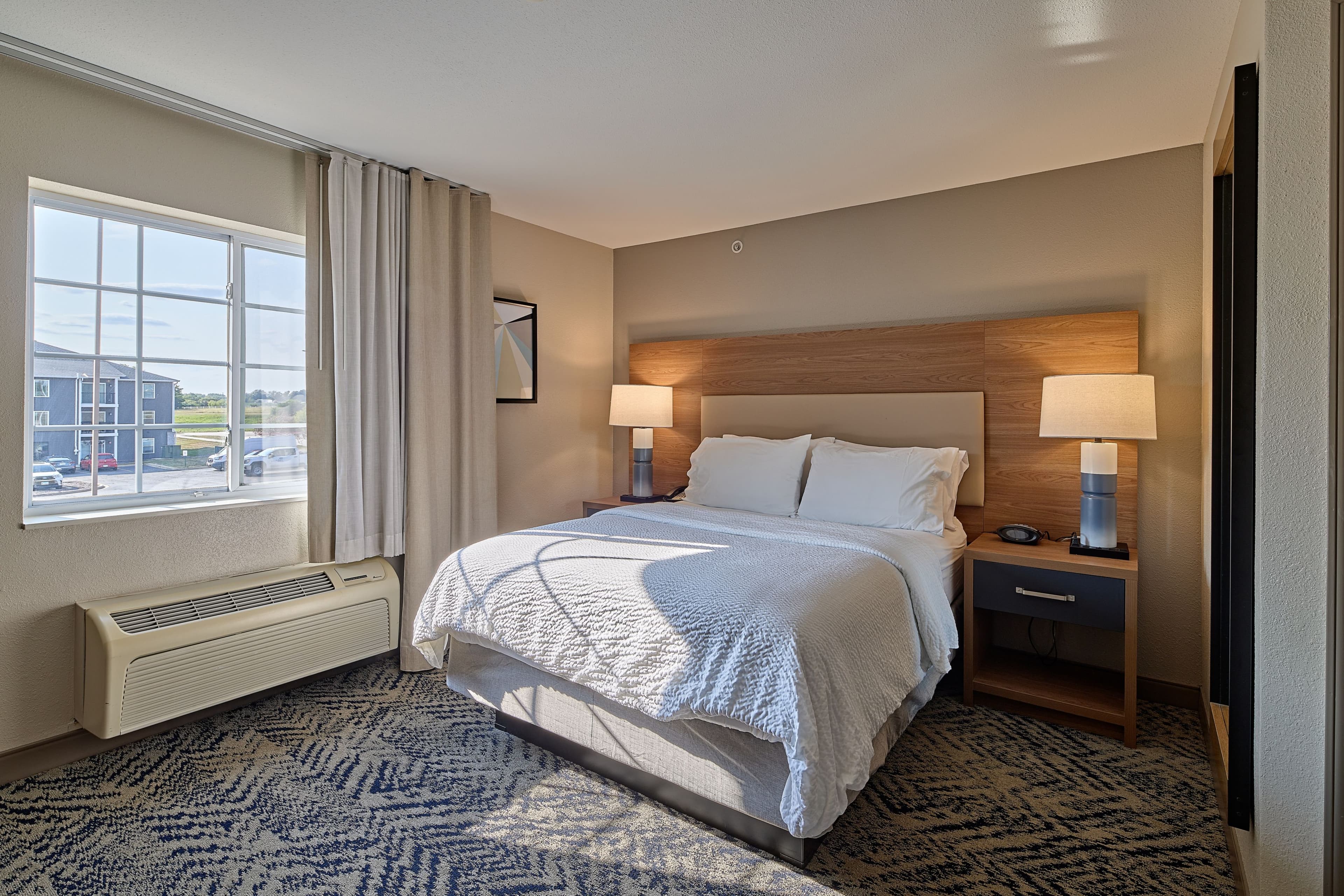 1 Queen Studio Suite - Image 1