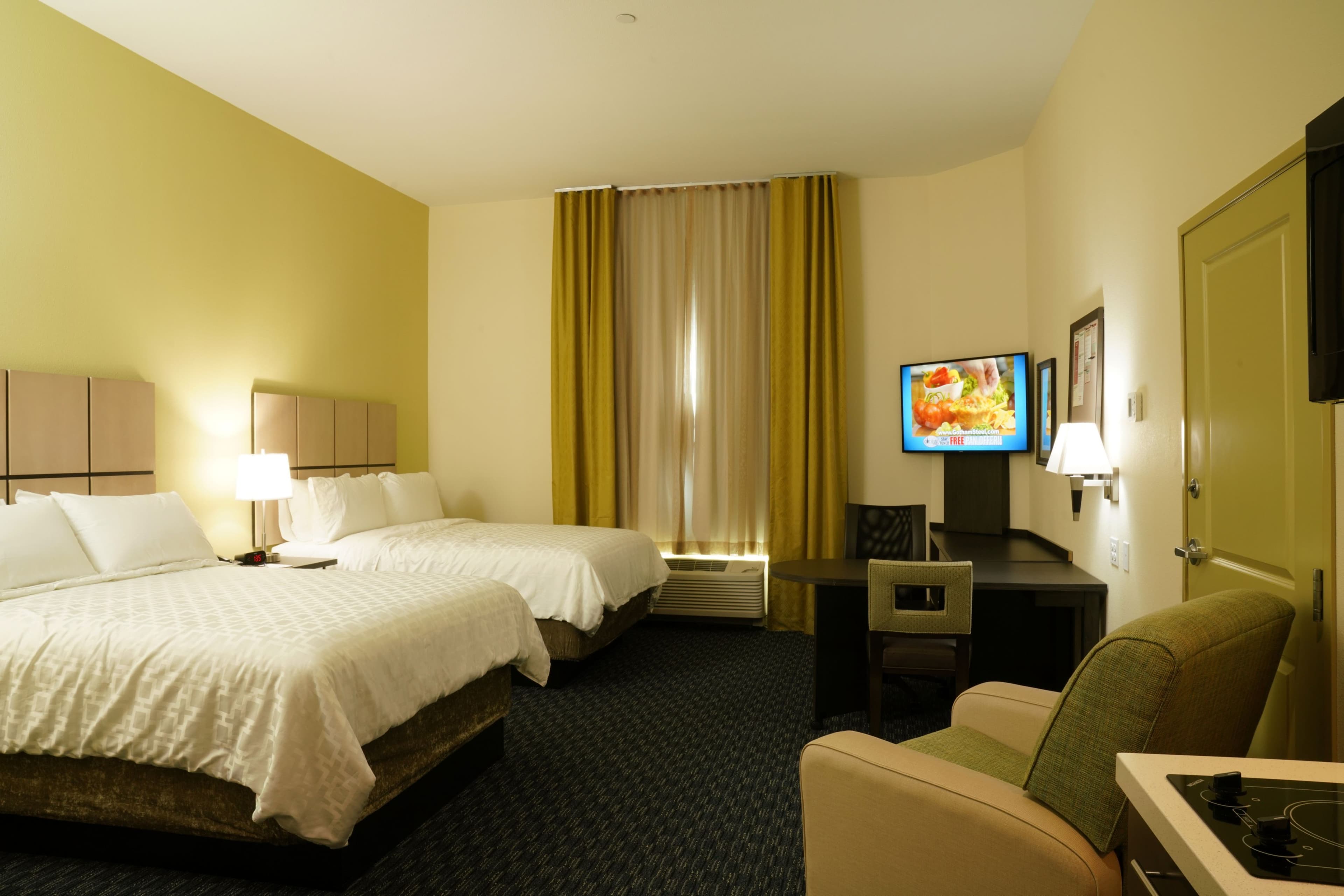 Candlewood Suites Plano North — 14