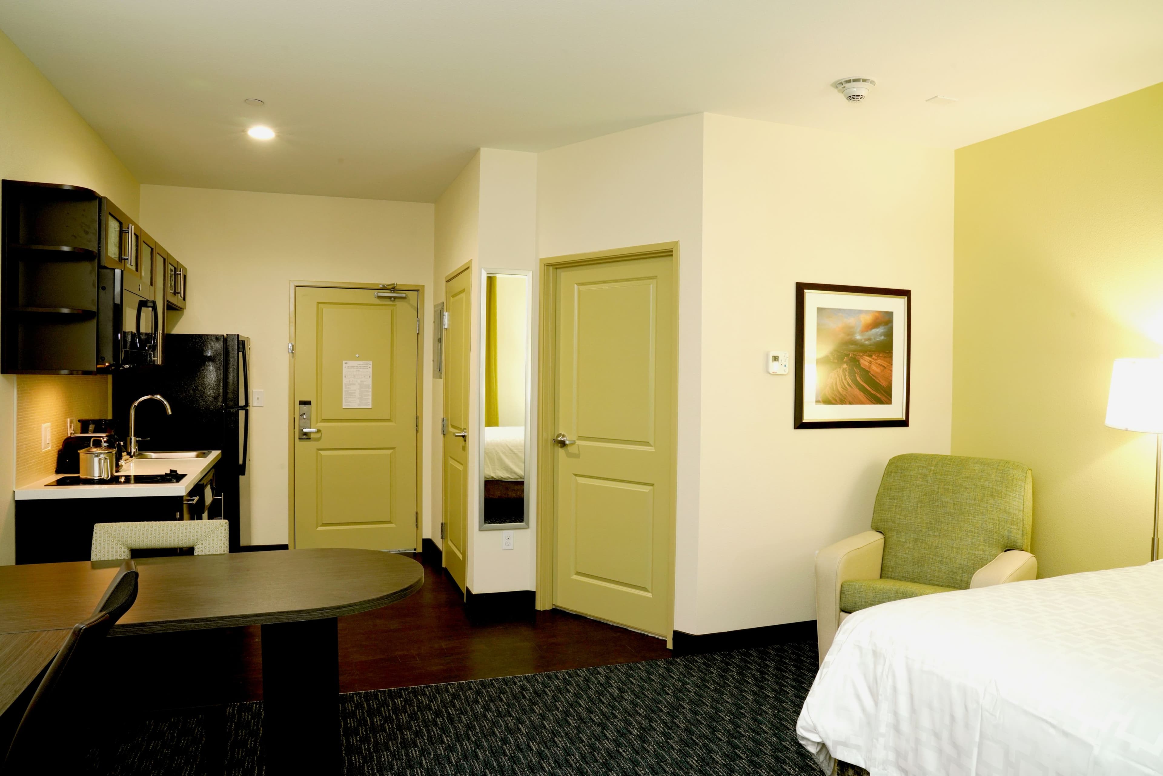 Candlewood Suites Plano North — 8