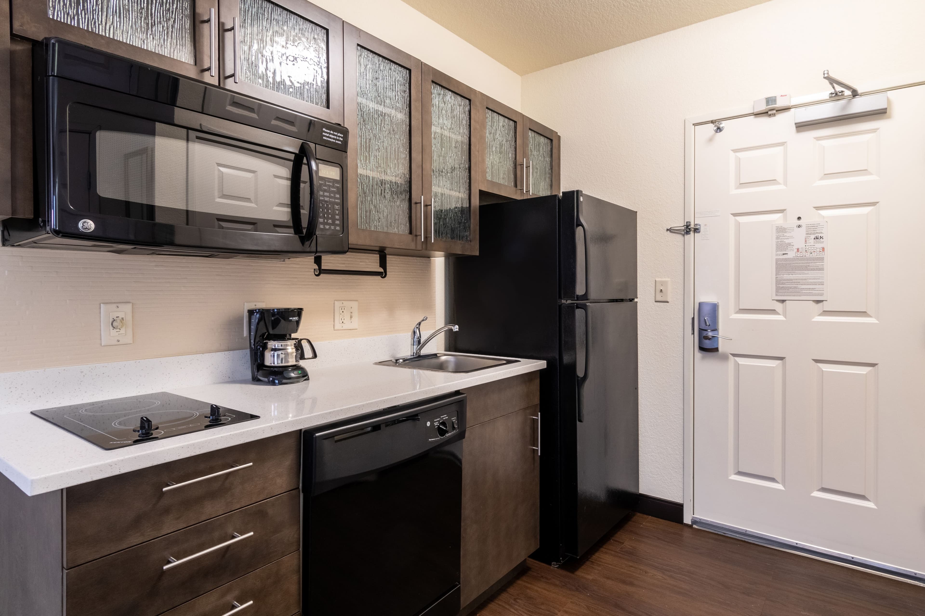 Candlewood Suites Portland-Airport — 6