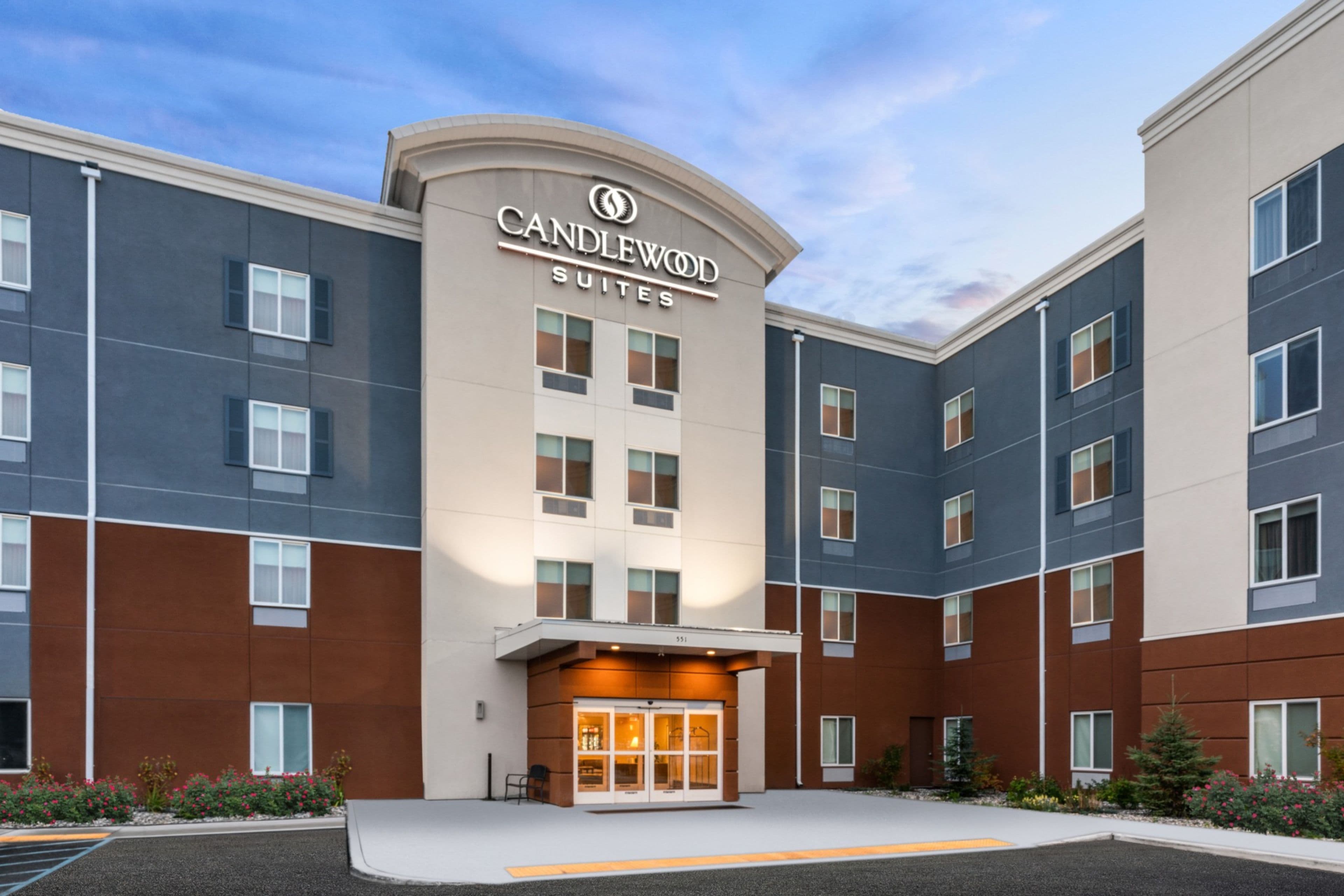 Candlewood Suites Portland-Airport - Image 1