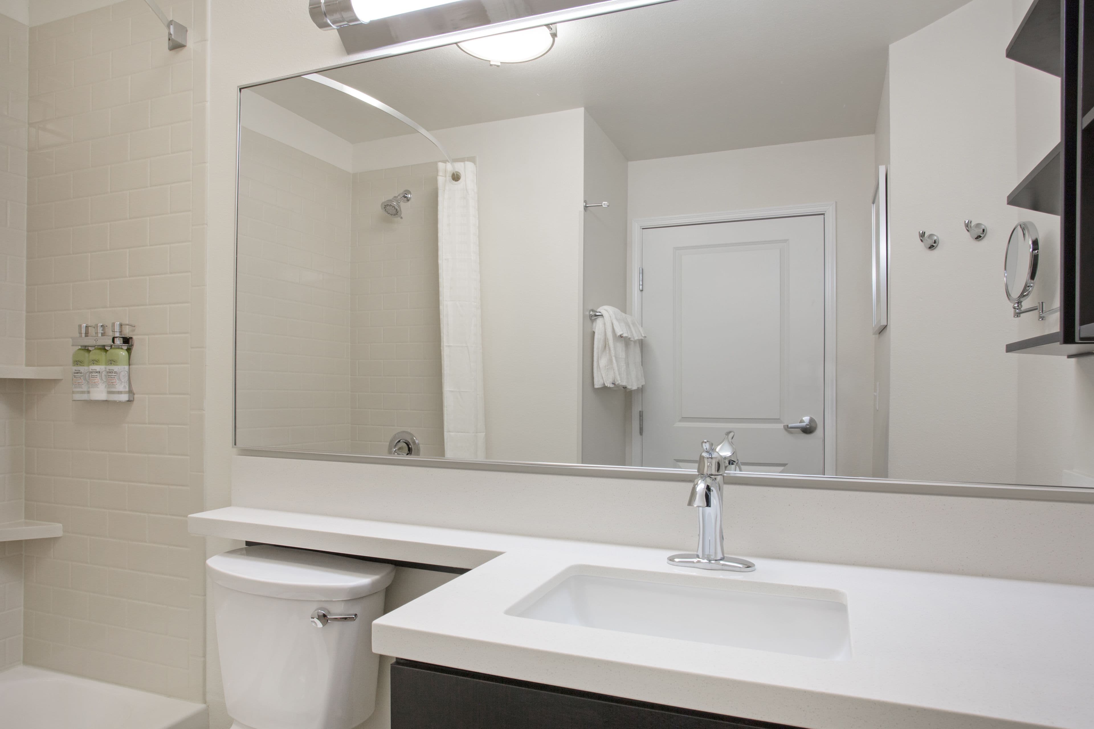 Candlewood Suites Pueblo - Image 4