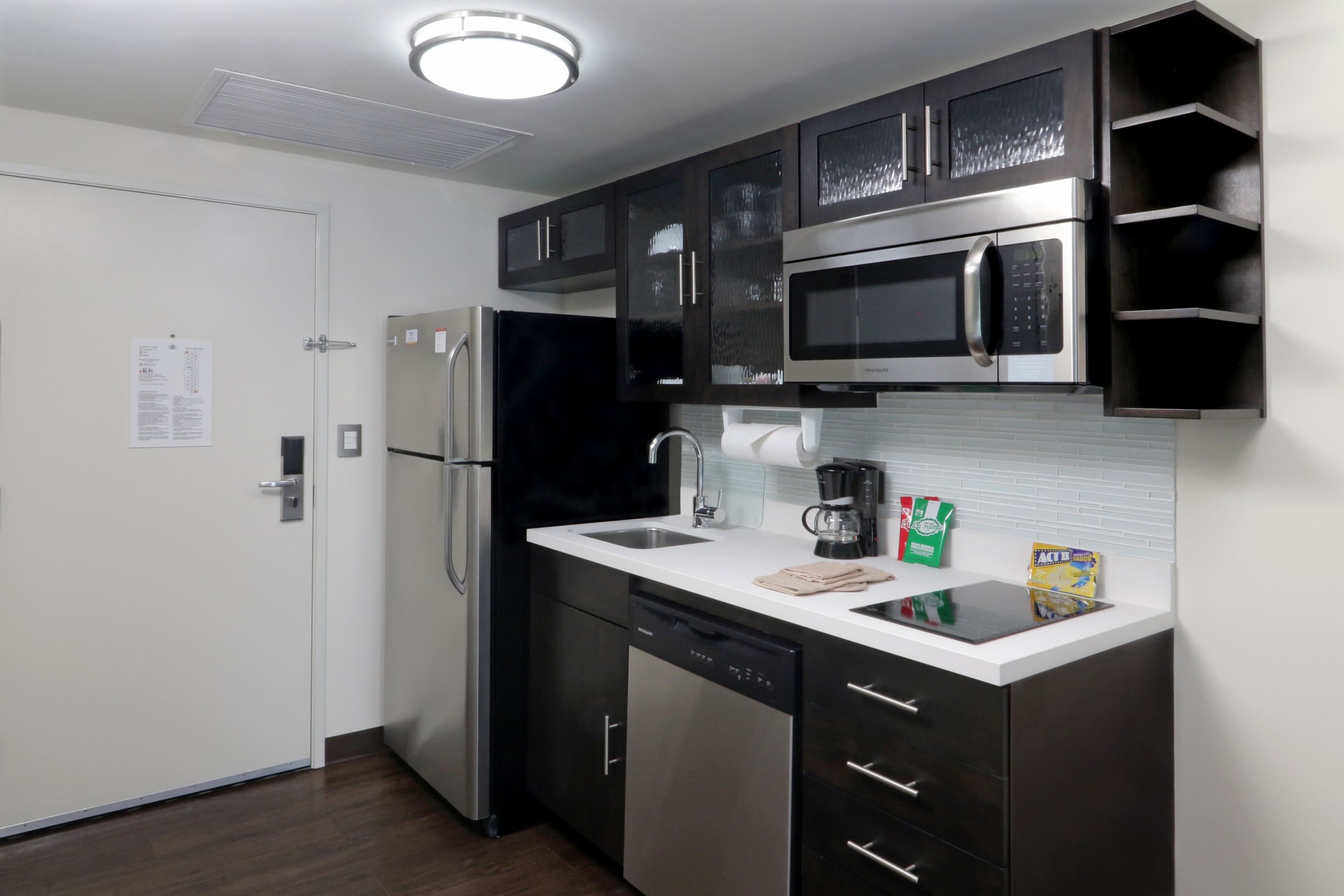 Candlewood Suites Queretaro Juriquilla — 9