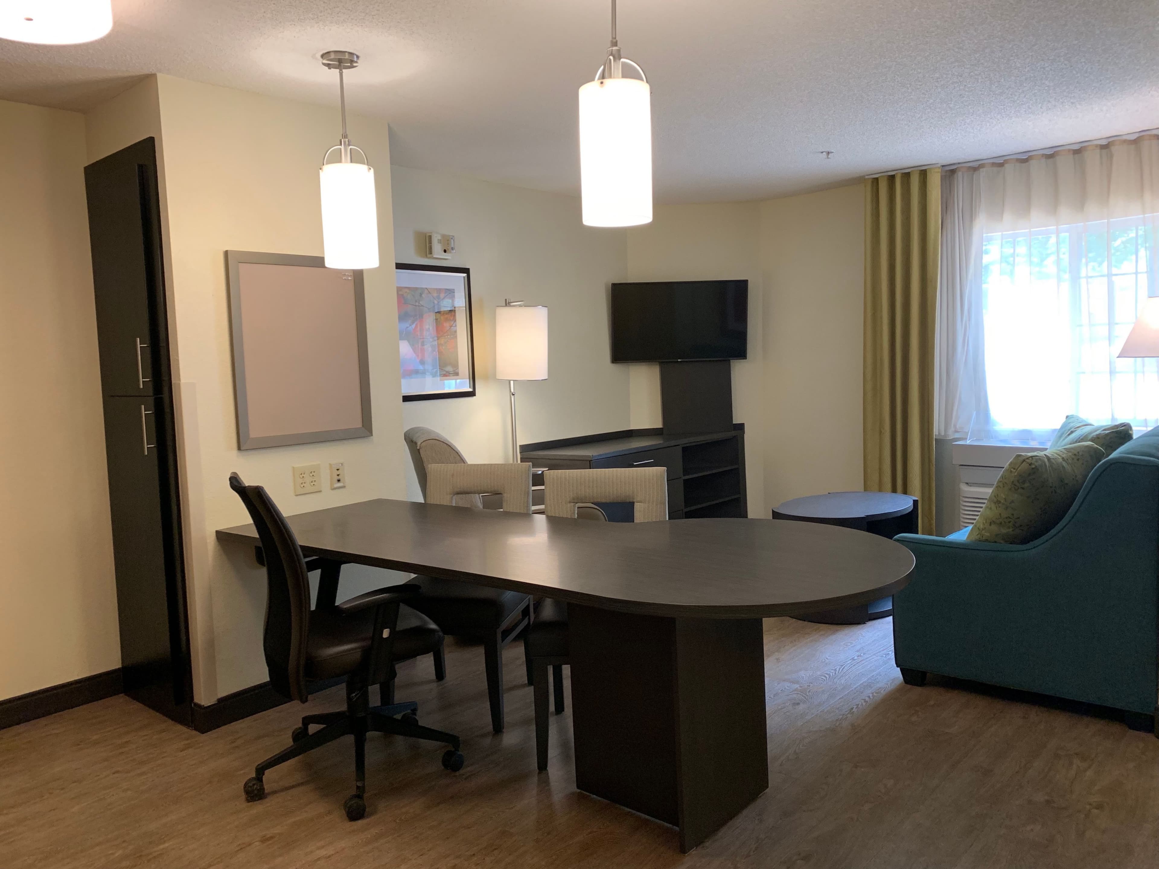Candlewood Suites Raleigh Crabtree — 38