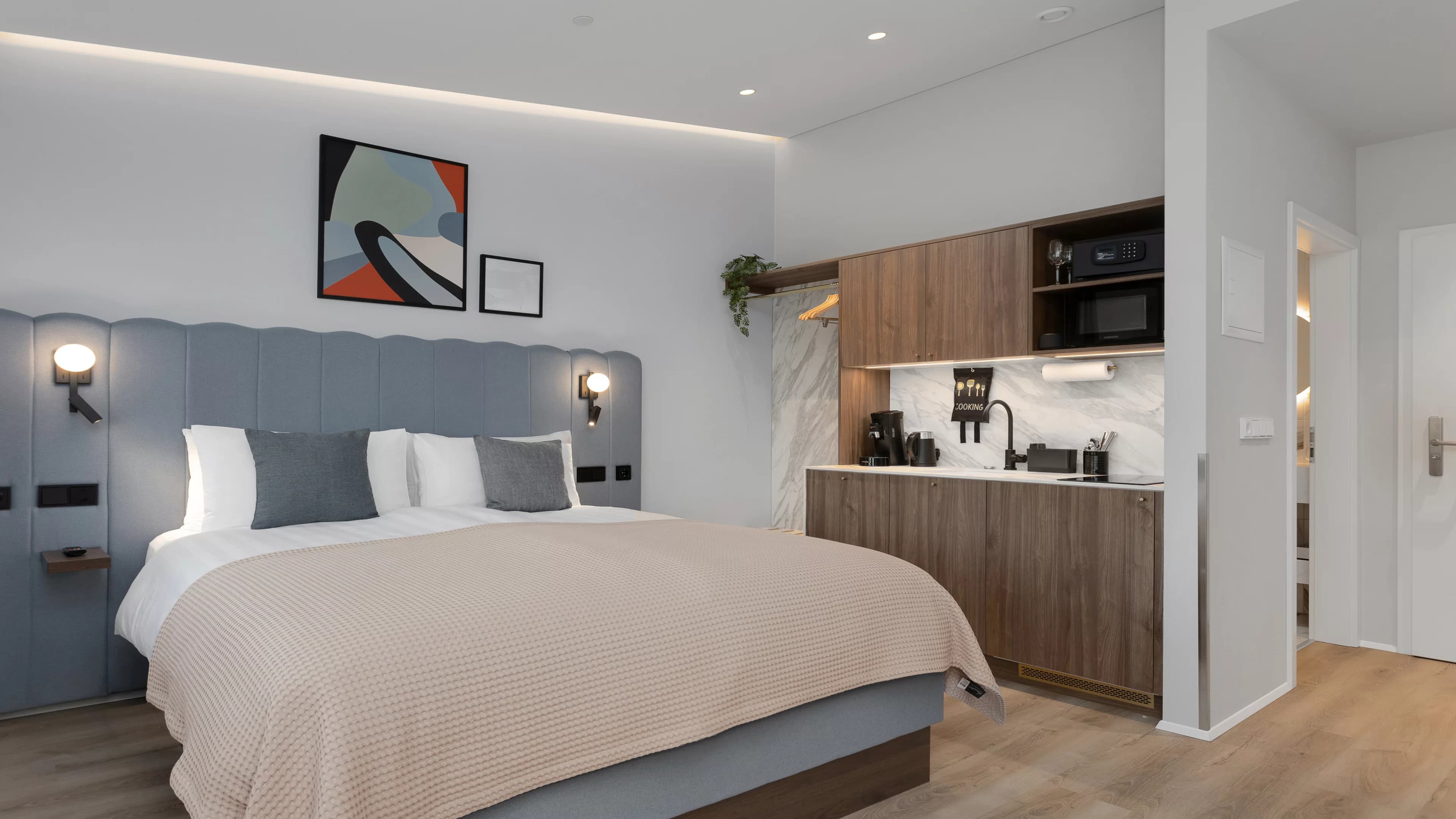 Candlewood Suites Reykjavik — 7