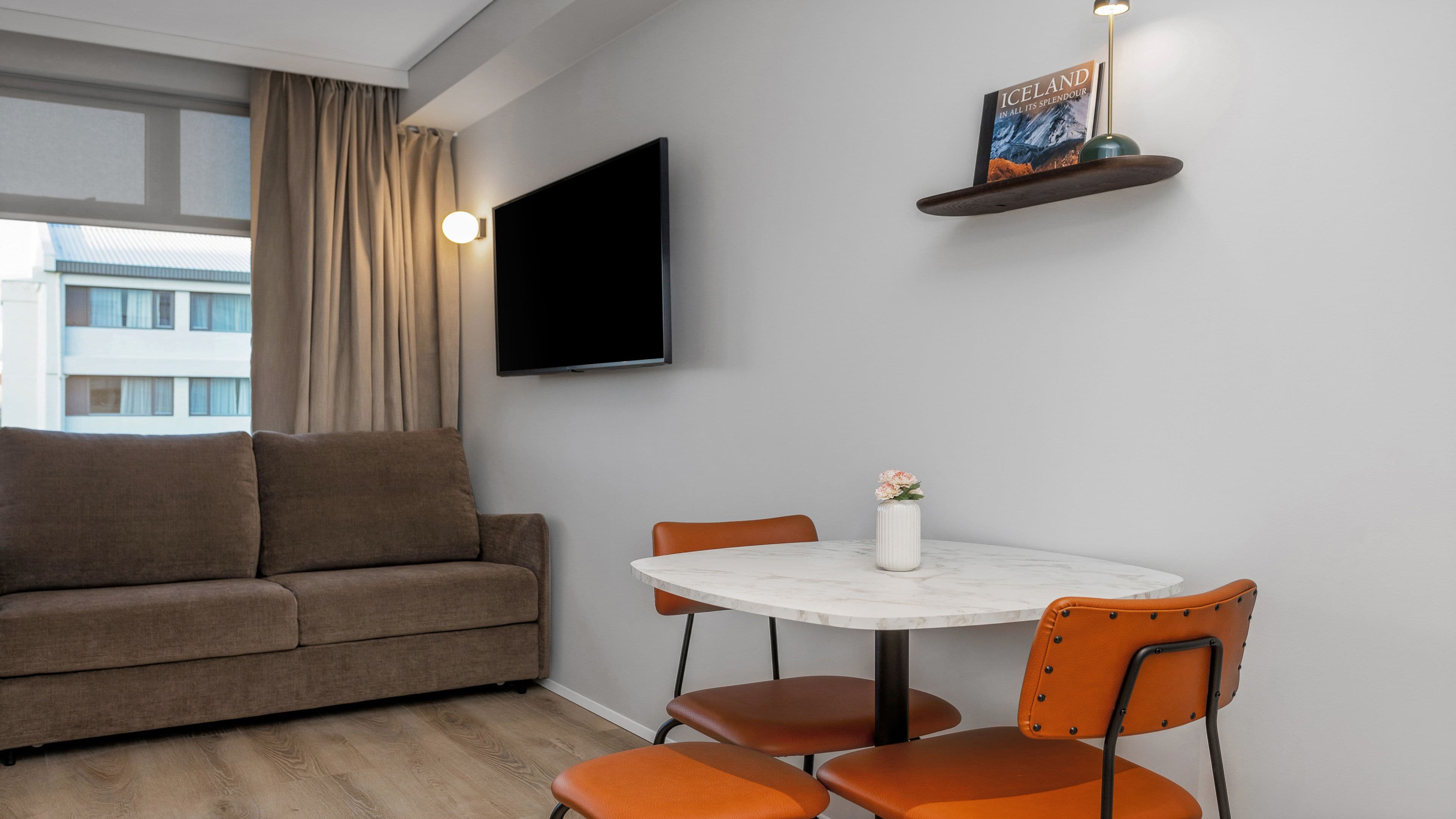 Candlewood Suites Reykjavik — 18