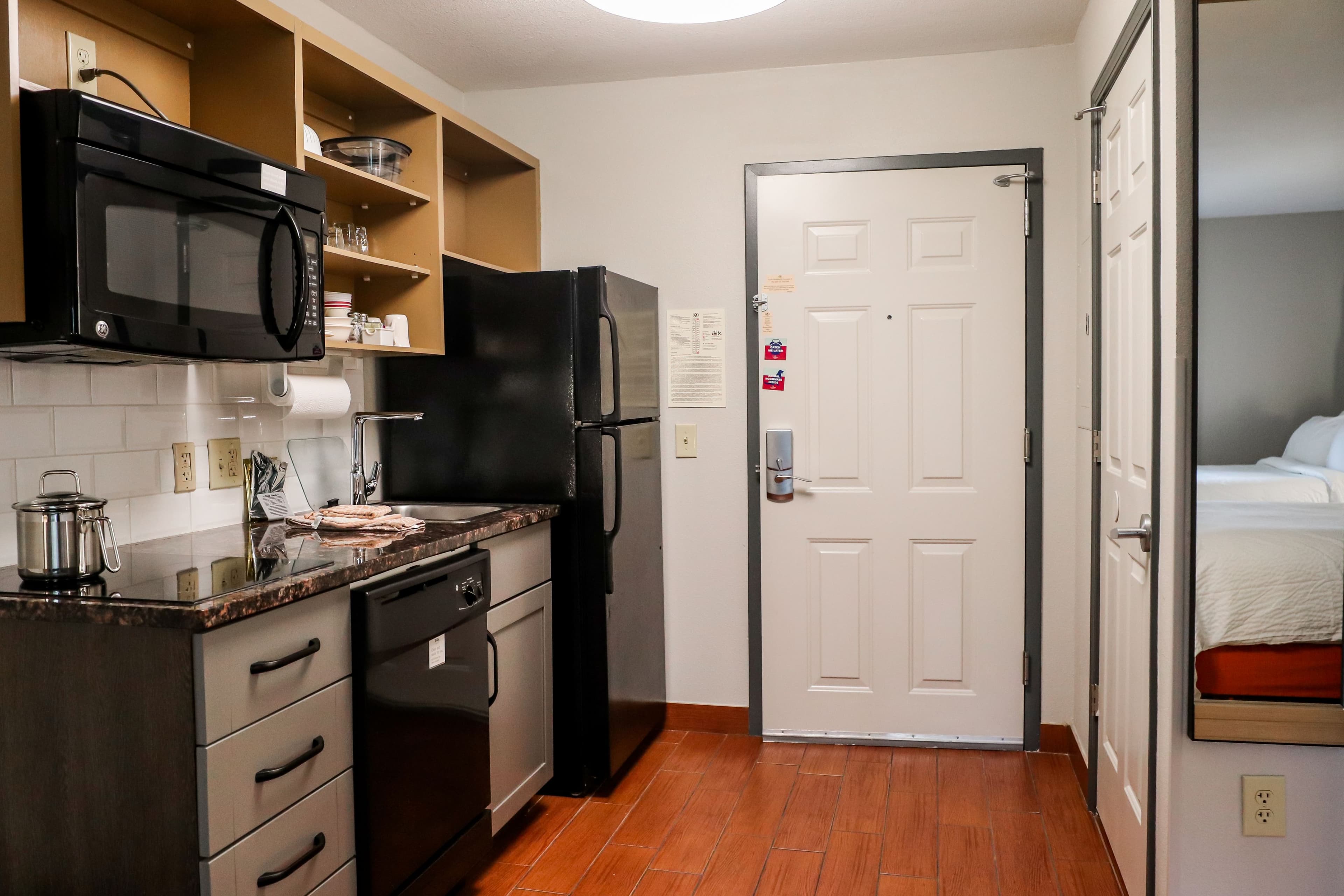 Candlewood Suites Richmond Airport — 20