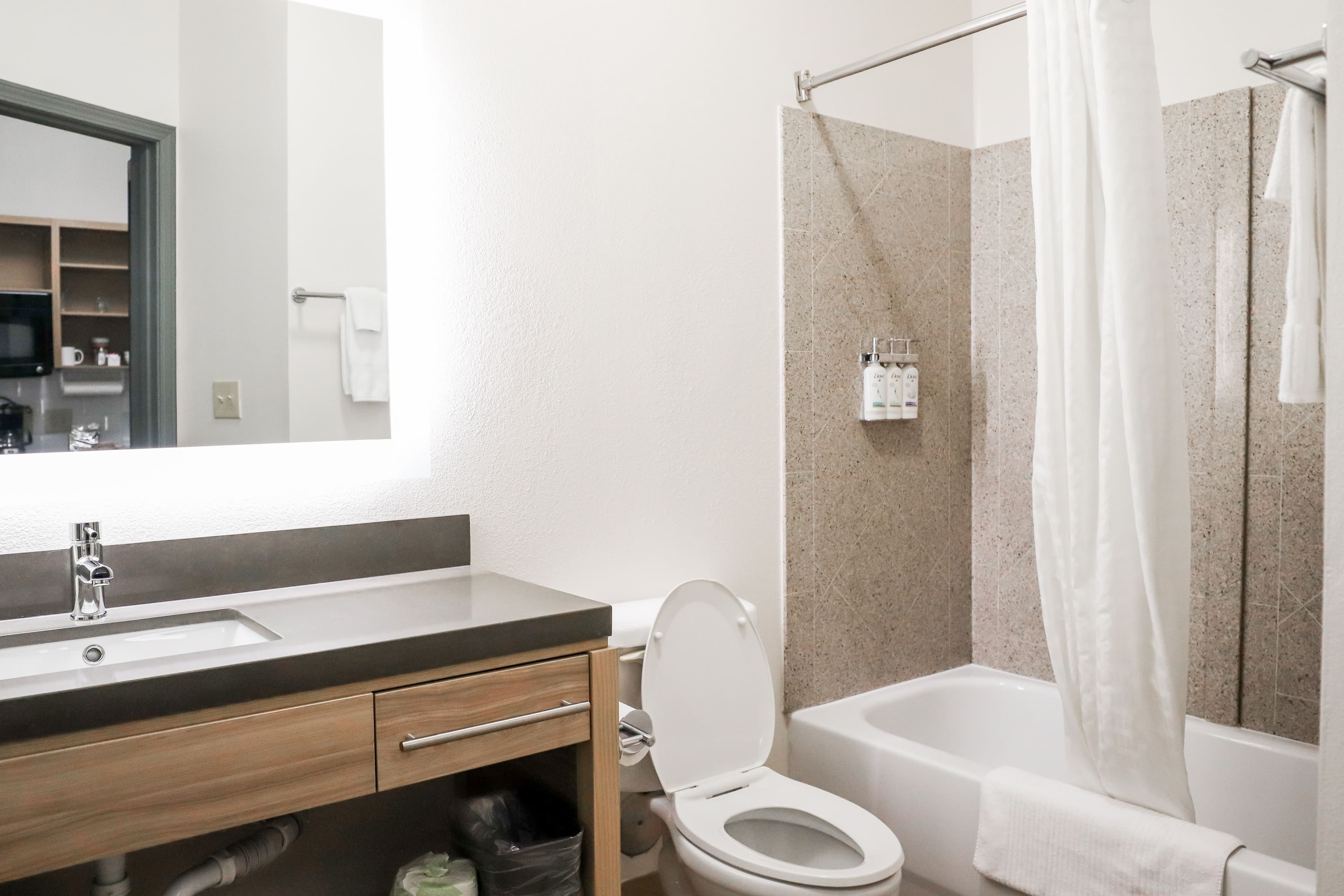 Candlewood Suites Richmond Airport — 9