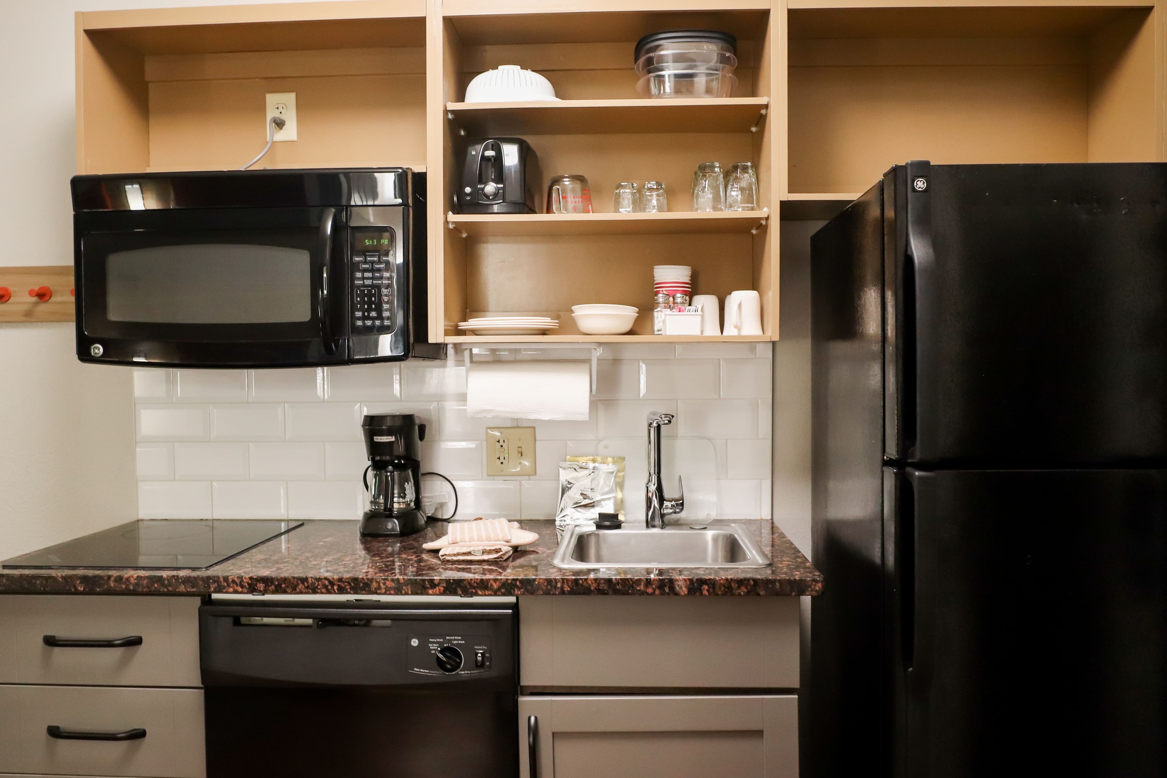 Candlewood Suites Richmond Airport - Image 4