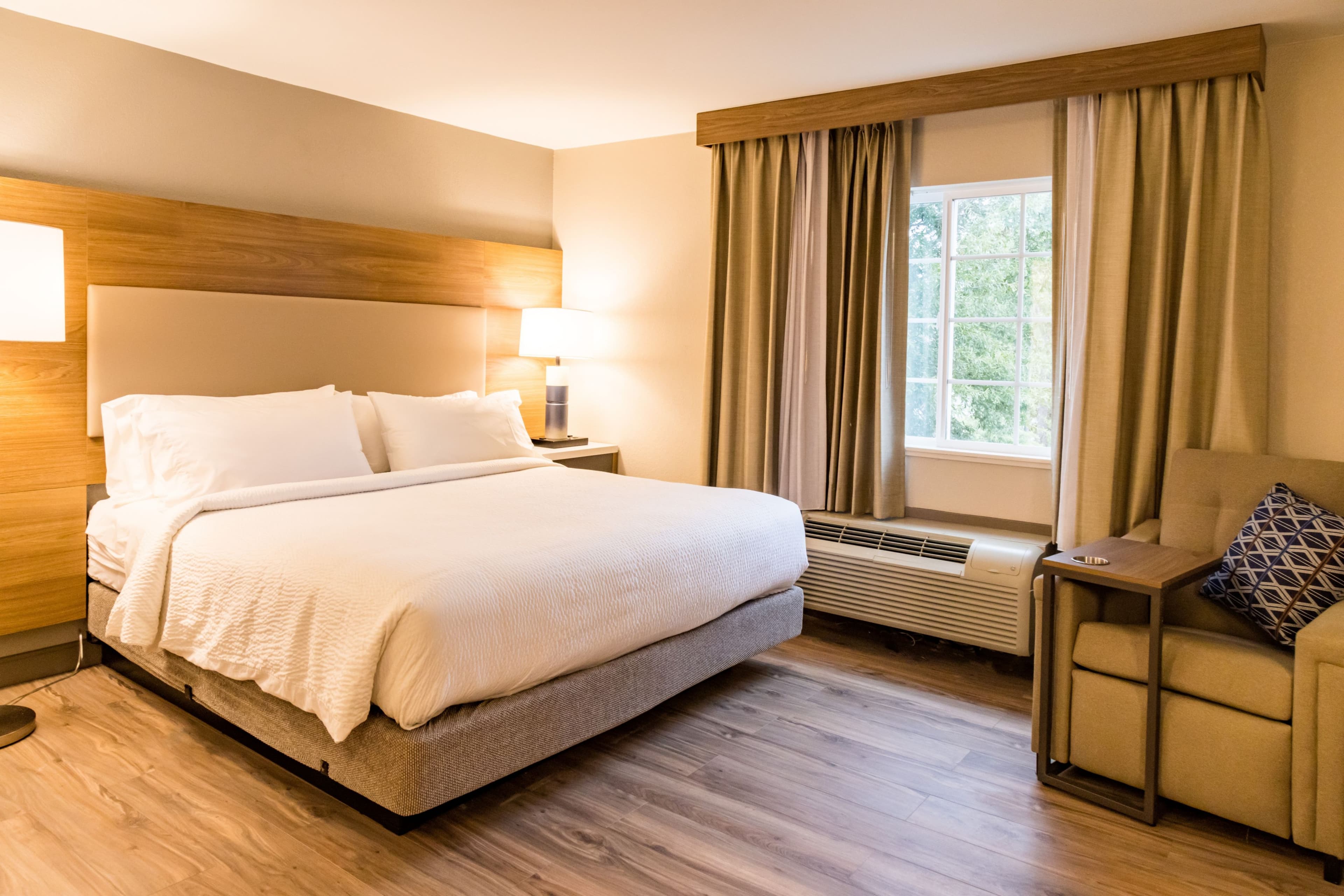 Candlewood Suites Richmond-South — 7