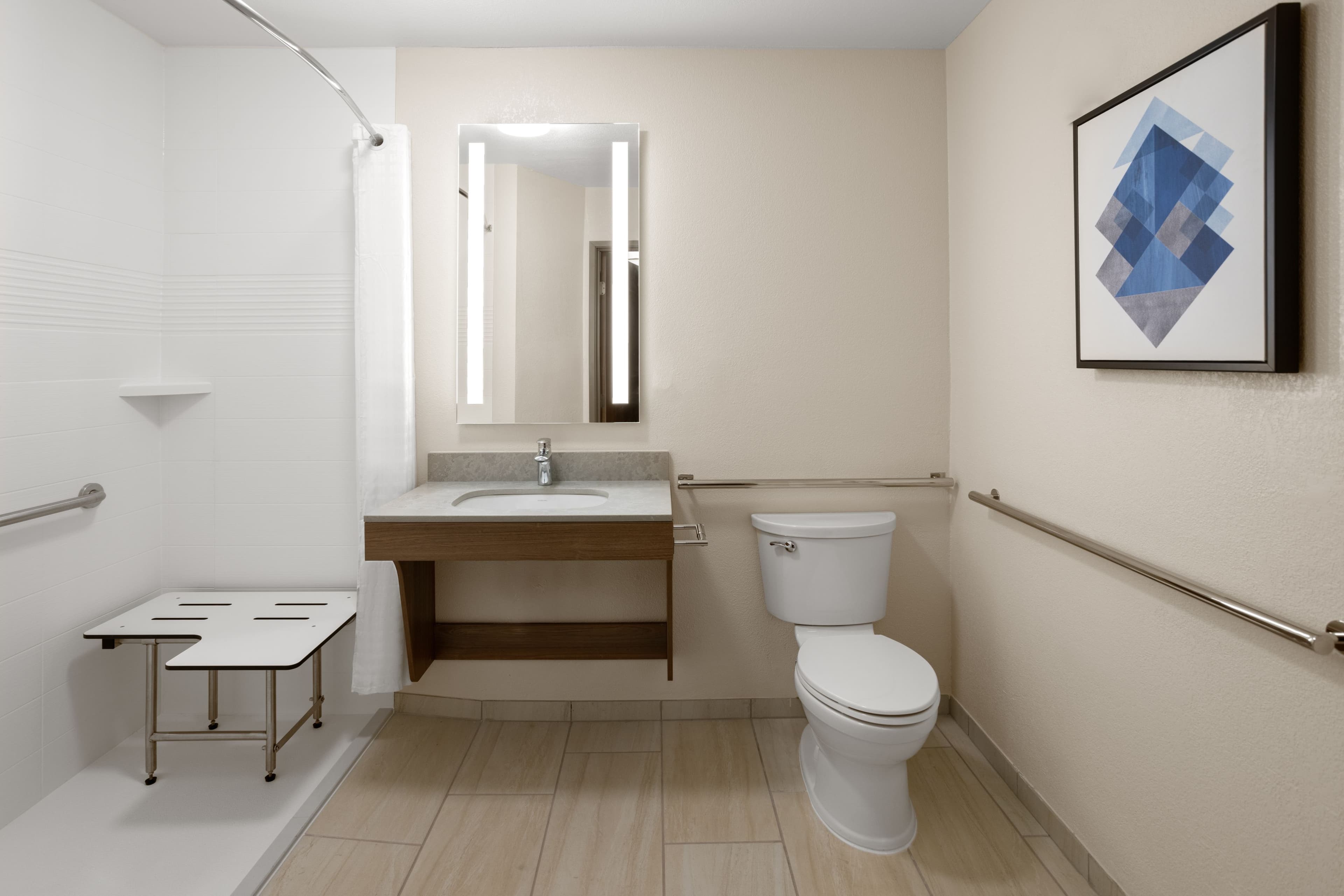 Candlewood Suites Richmond-South - Image 3