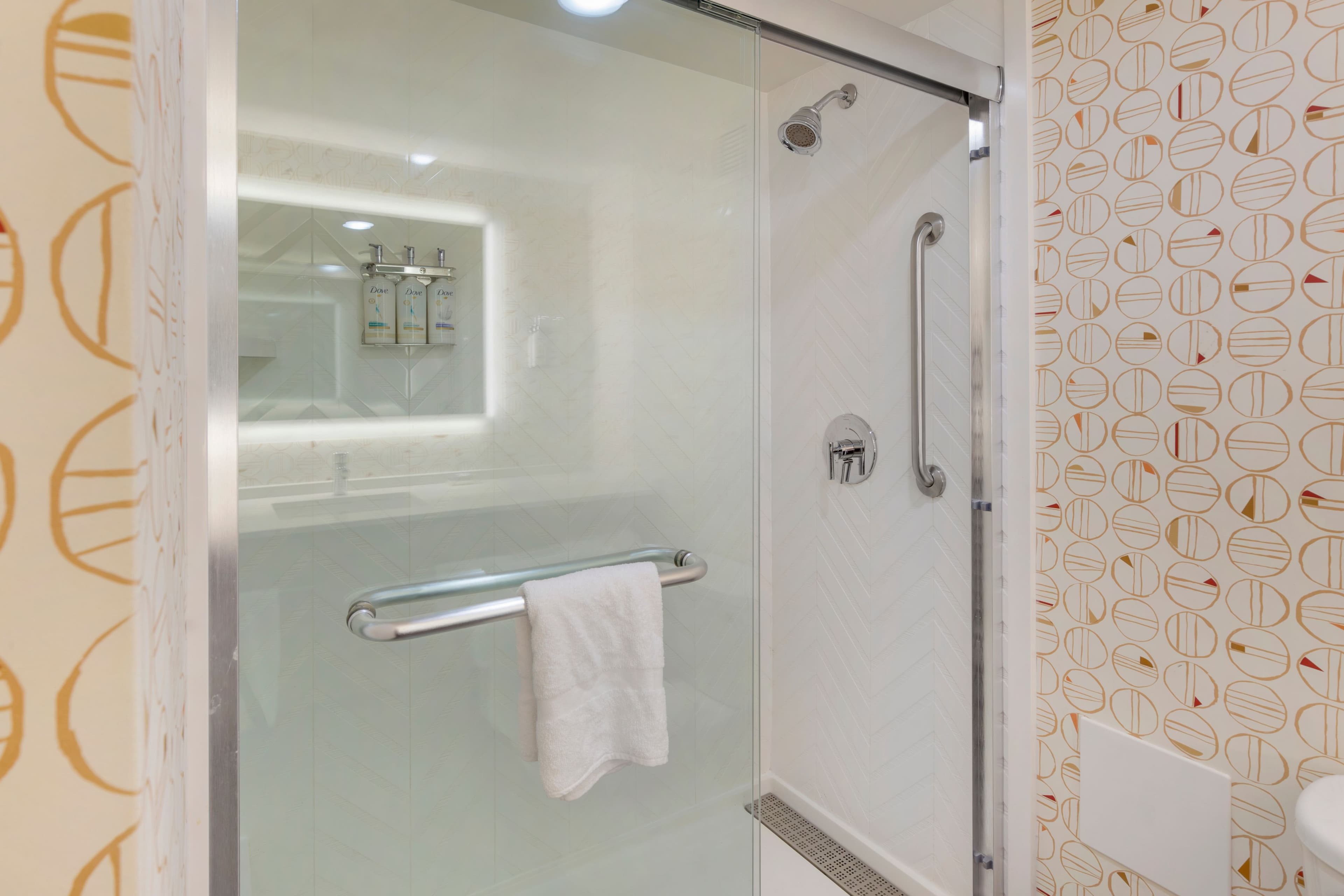 Candlewood Suites Roanoke Airport - Image 5