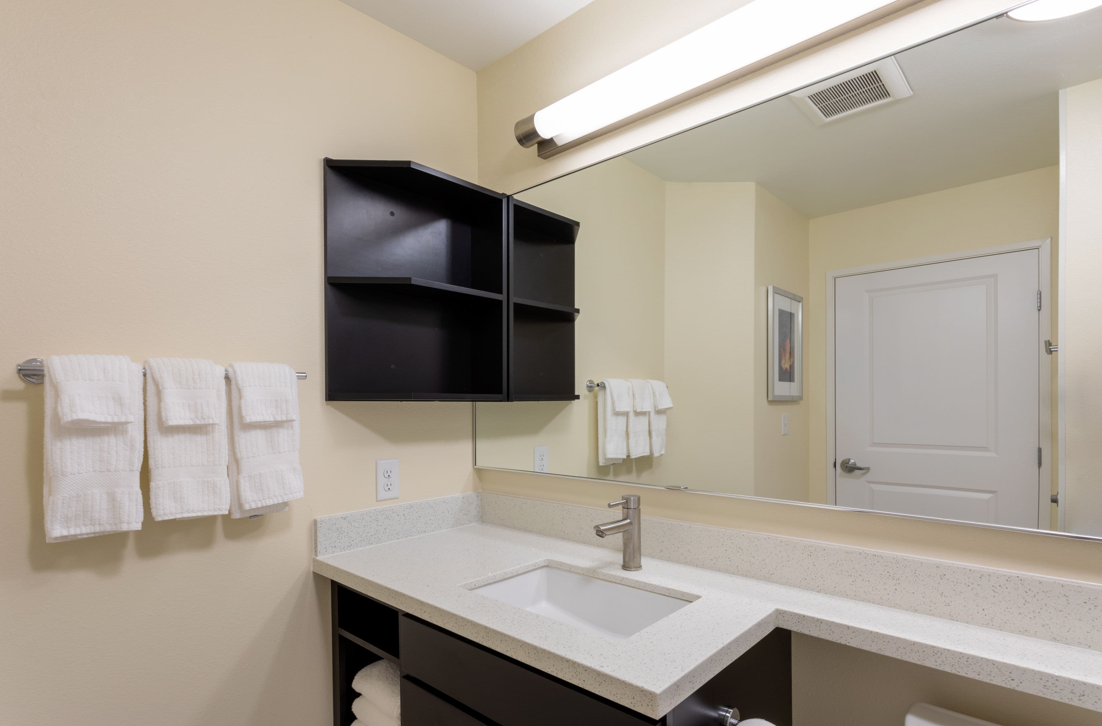 Candlewood Suites Rochester Mayo Clinic Area — 12