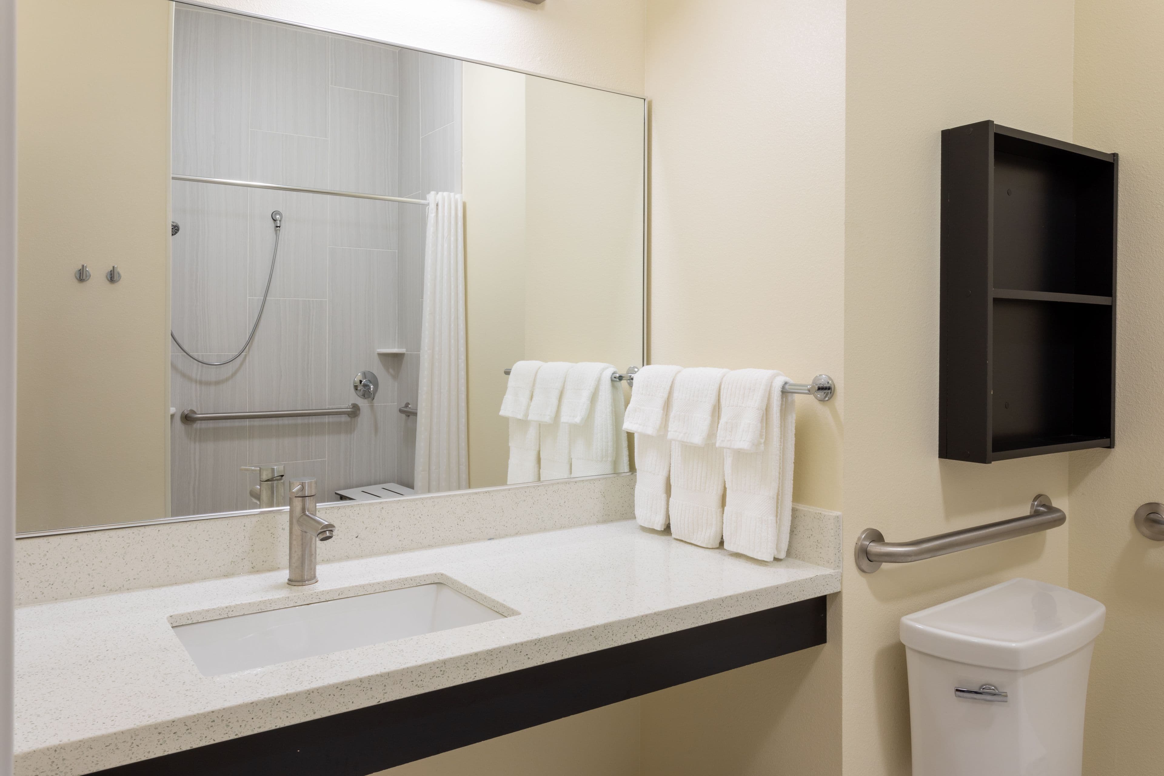 Candlewood Suites Rochester Mayo Clinic Area — 16