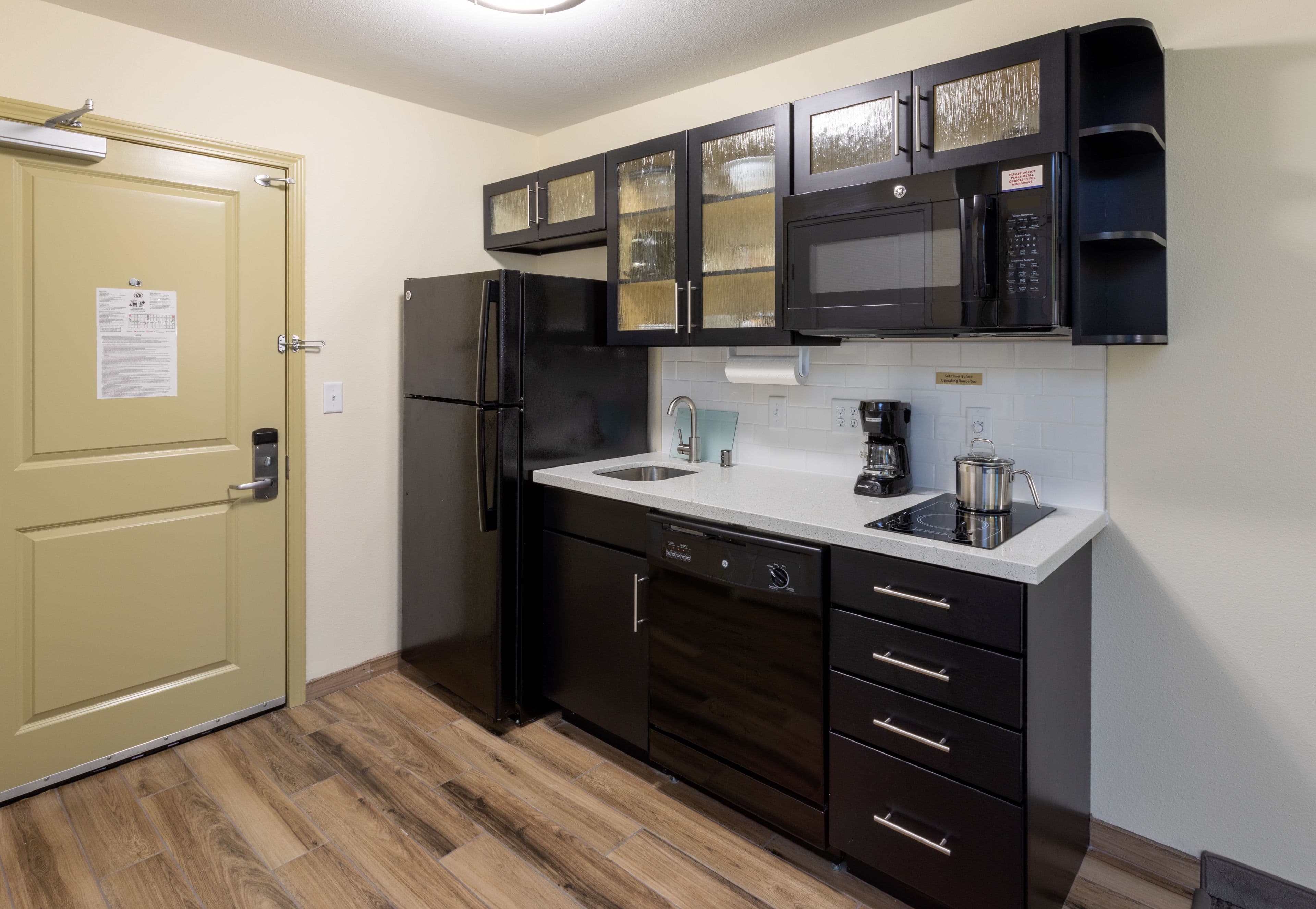 Candlewood Suites Rochester Mayo Clinic Area - Image 2
