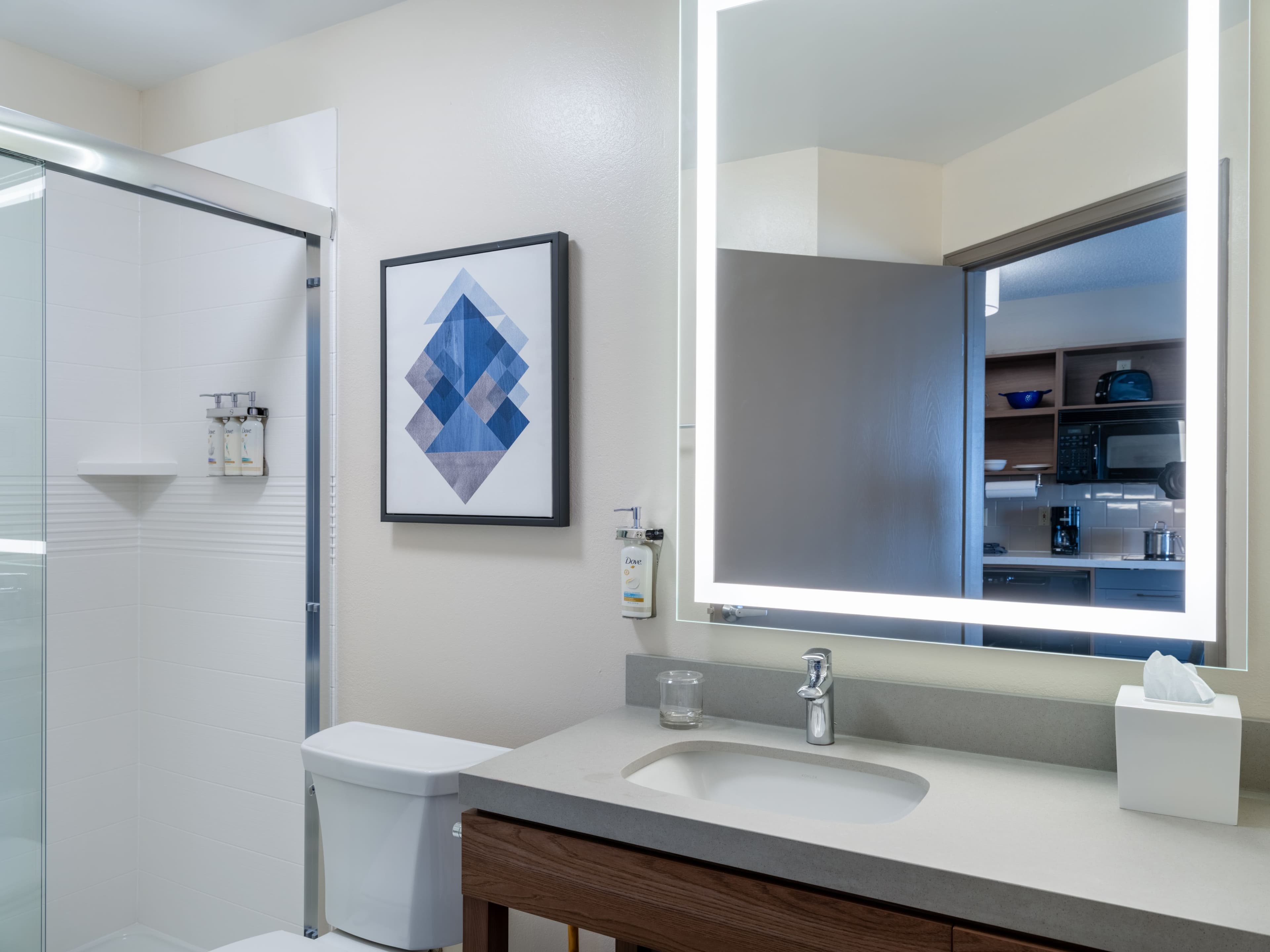 Candlewood Suites Rockford - Image 3
